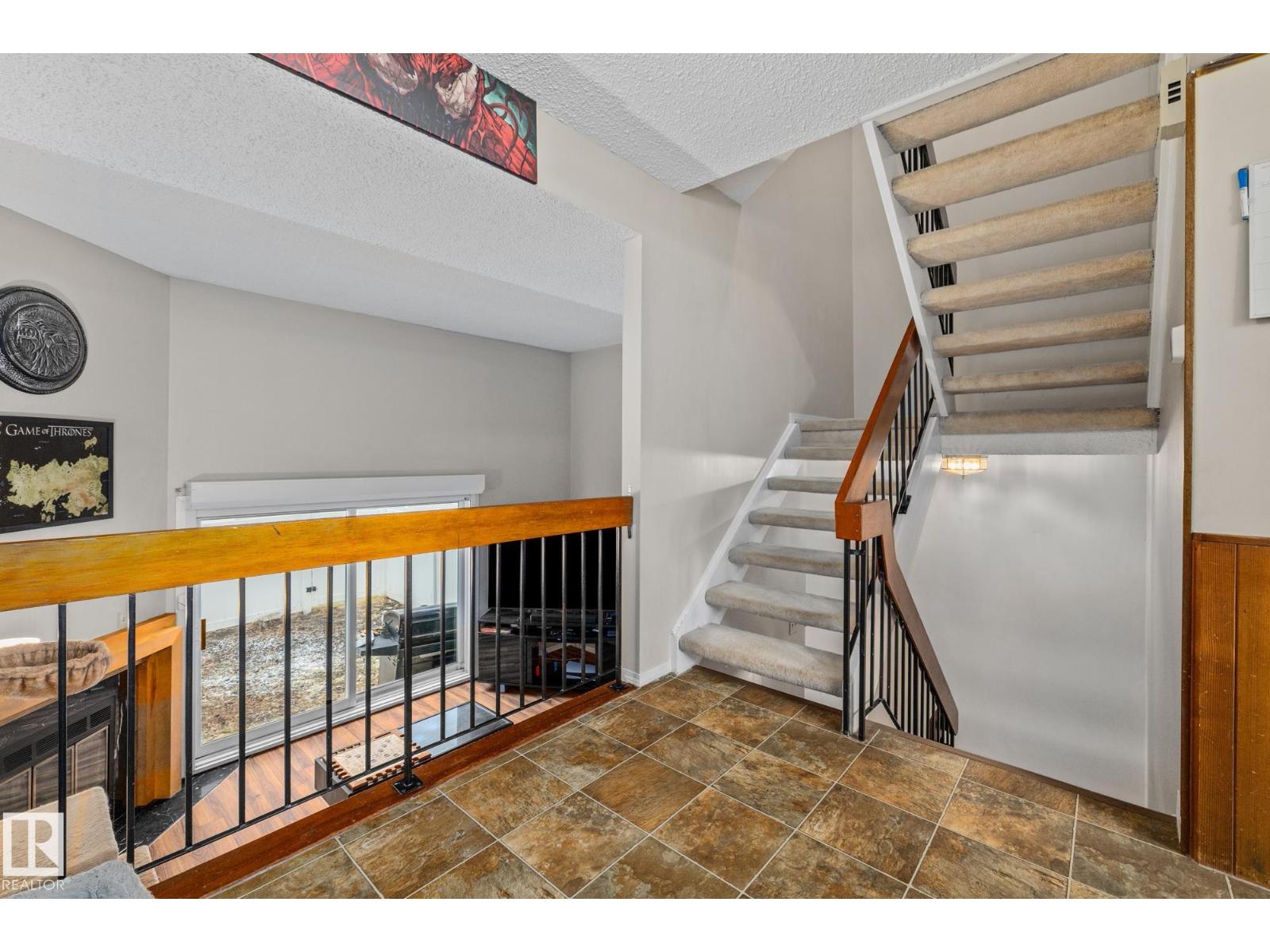 11960 145 AV NW, Edmonton