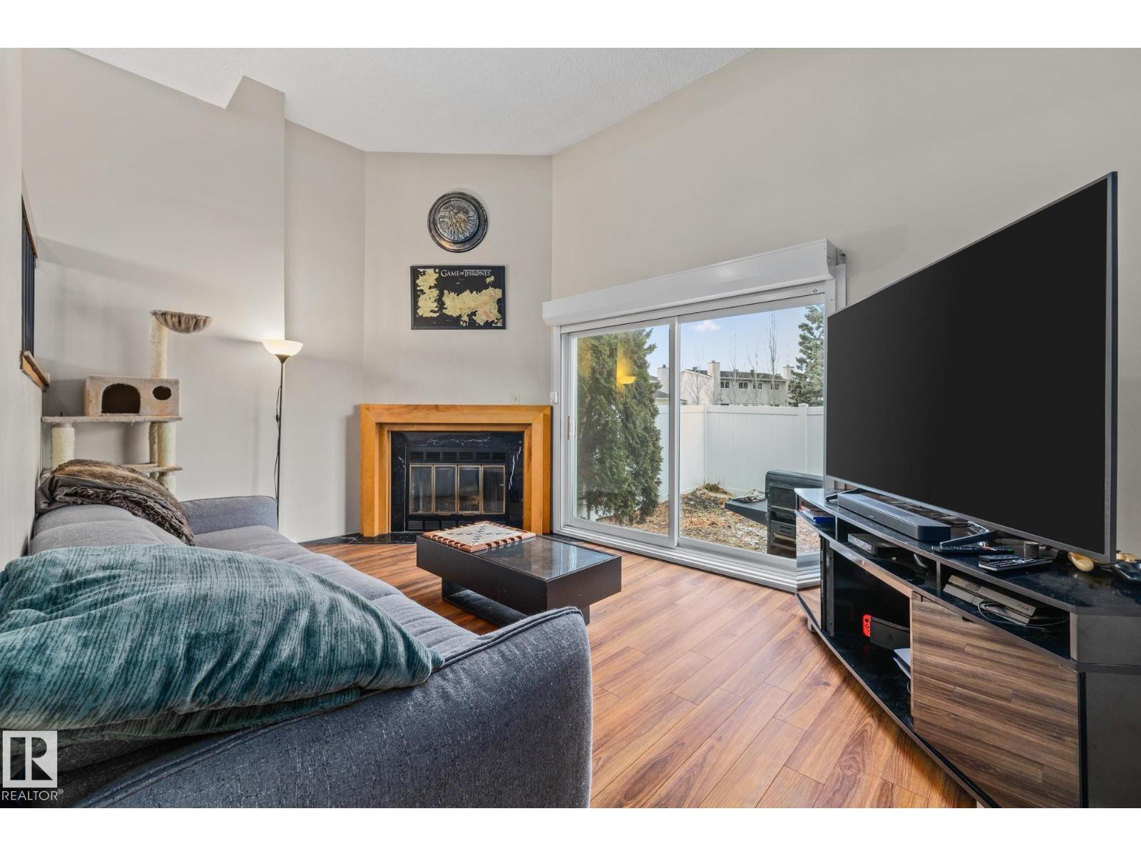 11960 145 AV NW, Edmonton