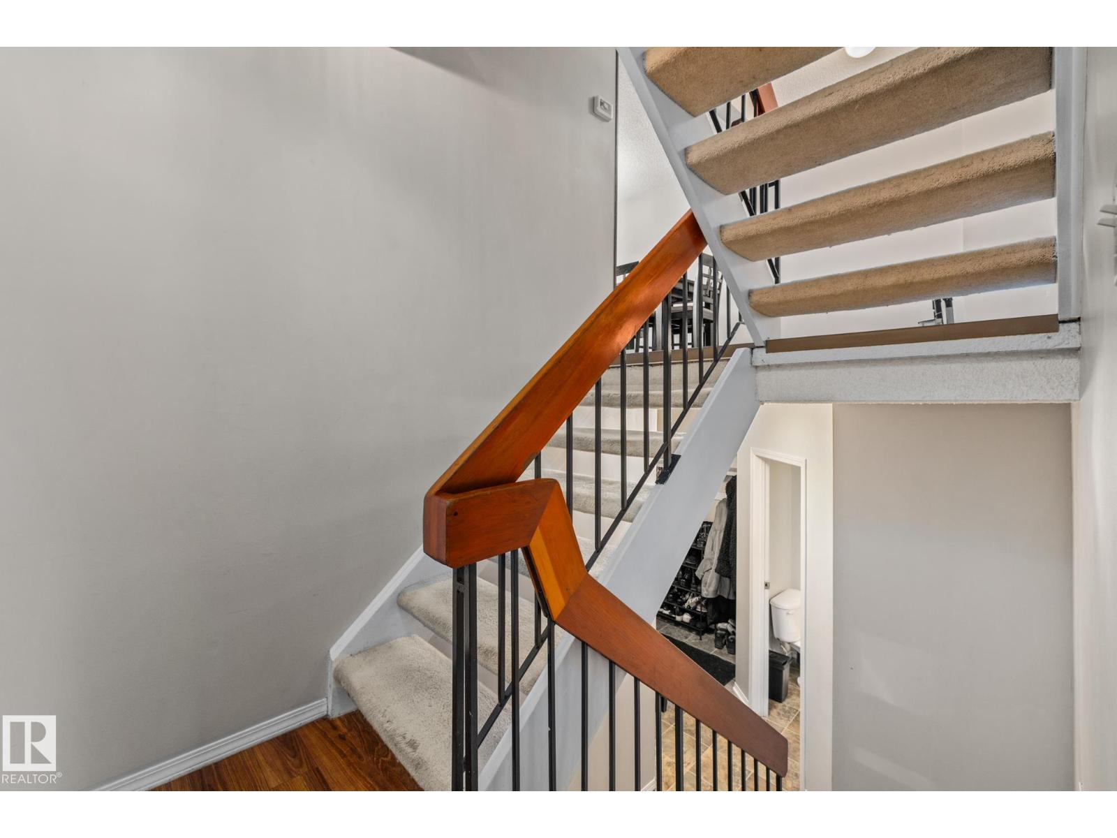 11960 145 AV NW, Edmonton