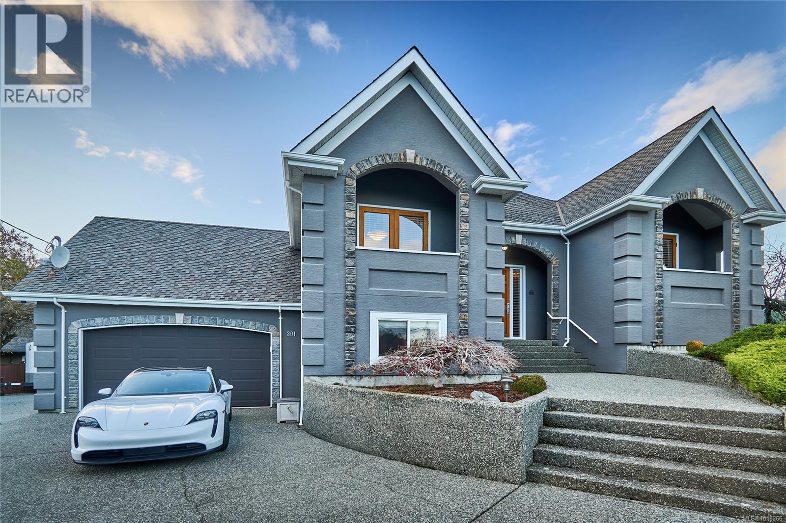 301 Mount Royal Pl, Nanaimo