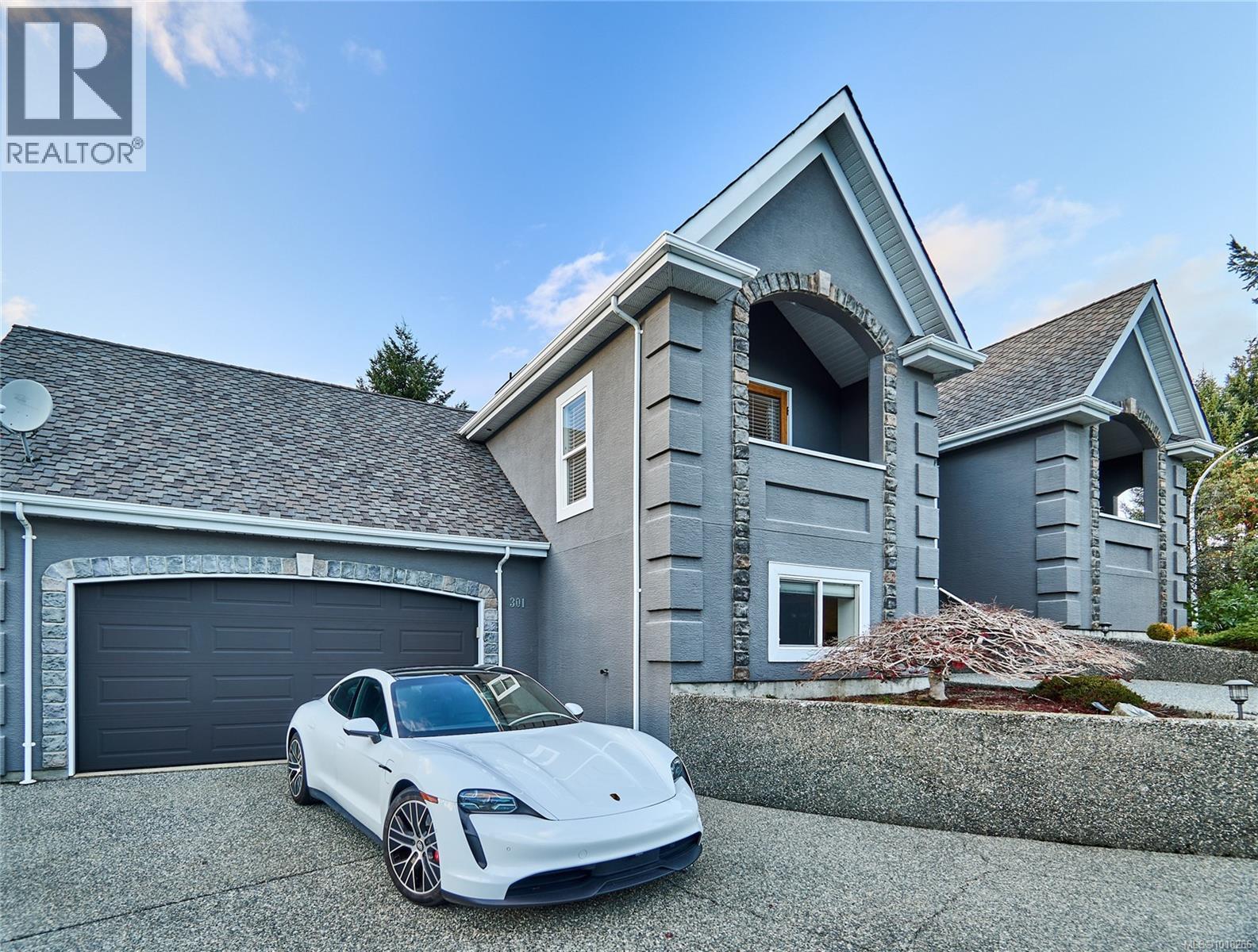 301 Mount Royal Pl, Nanaimo