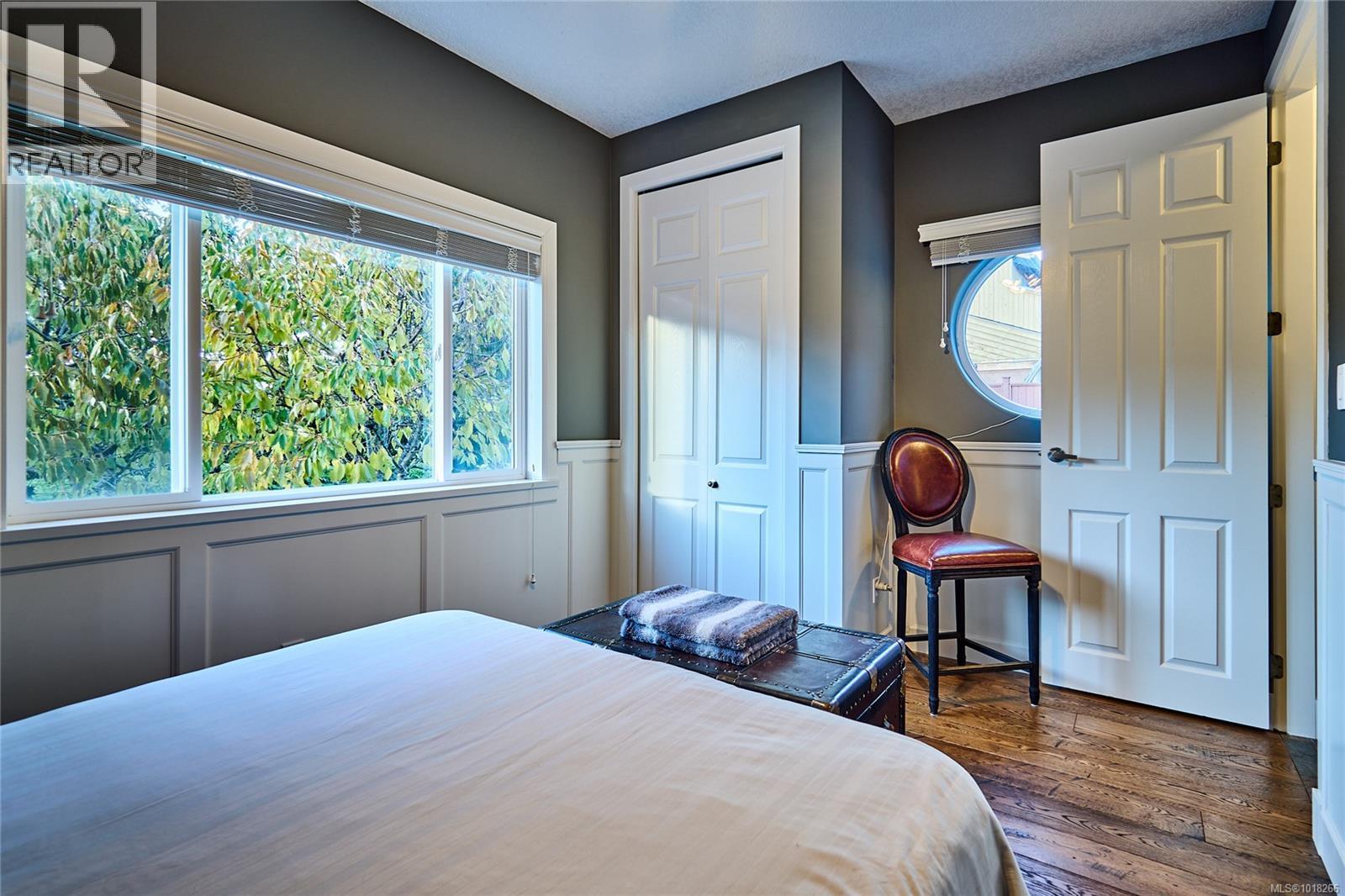 301 Mount Royal Pl, Nanaimo