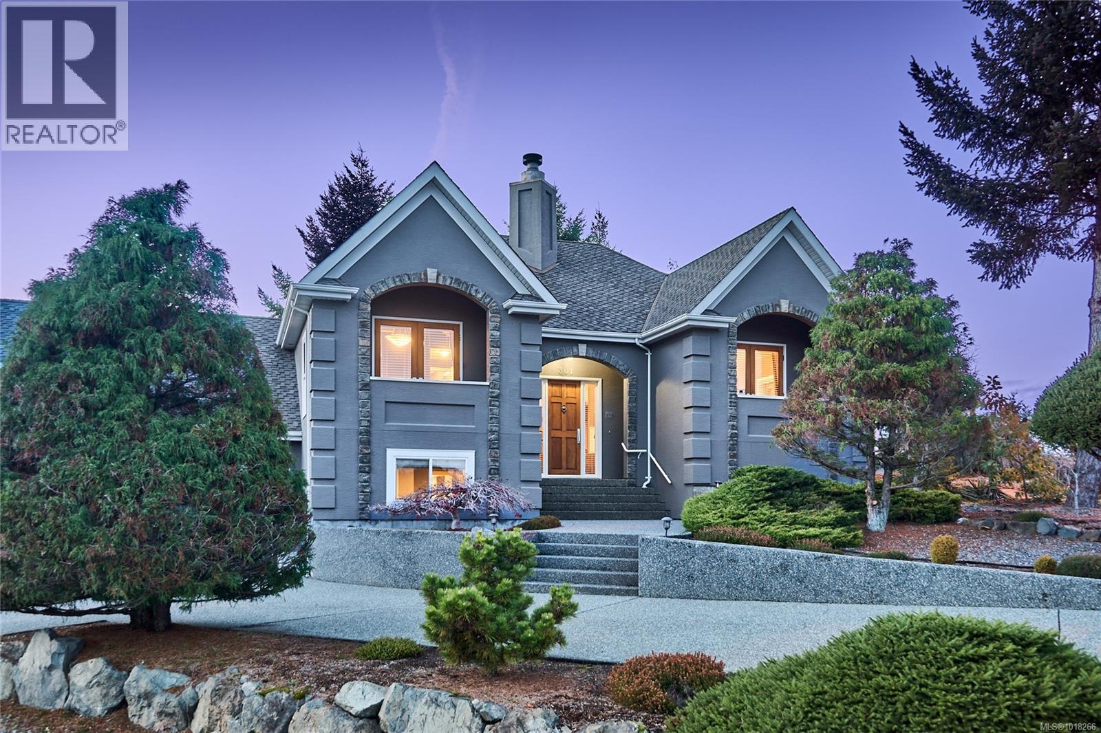 301 Mount Royal Pl, Nanaimo