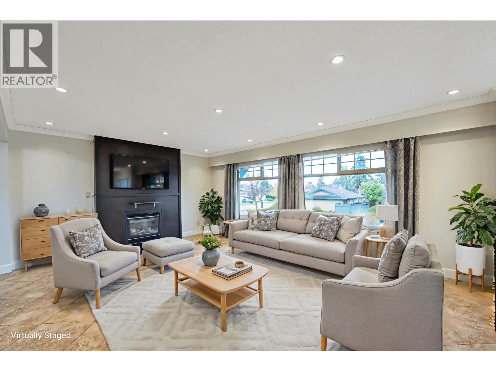 5213 WALNUT Place, Delta