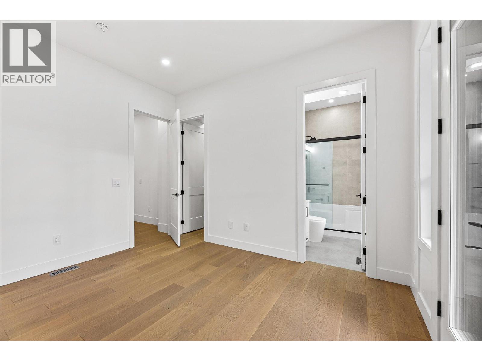  1818 Crosby Road, Kelowna