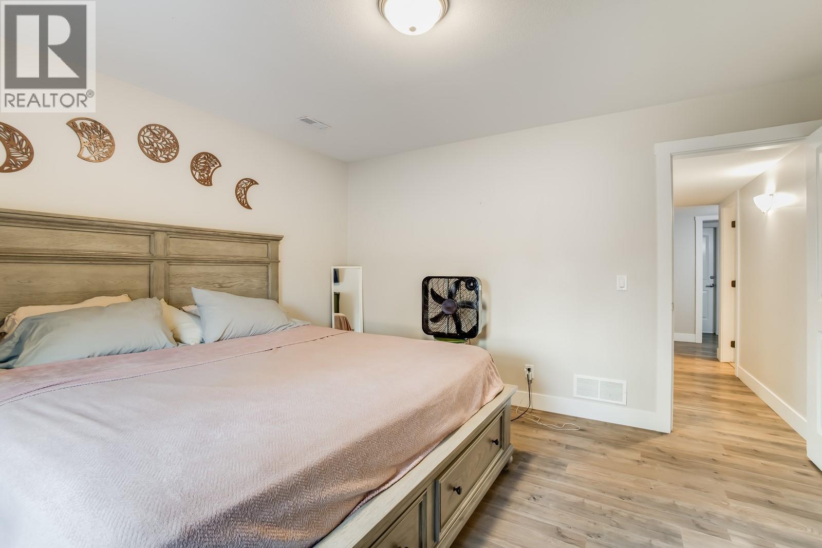  13093 Shoreline Drive, Lake Country