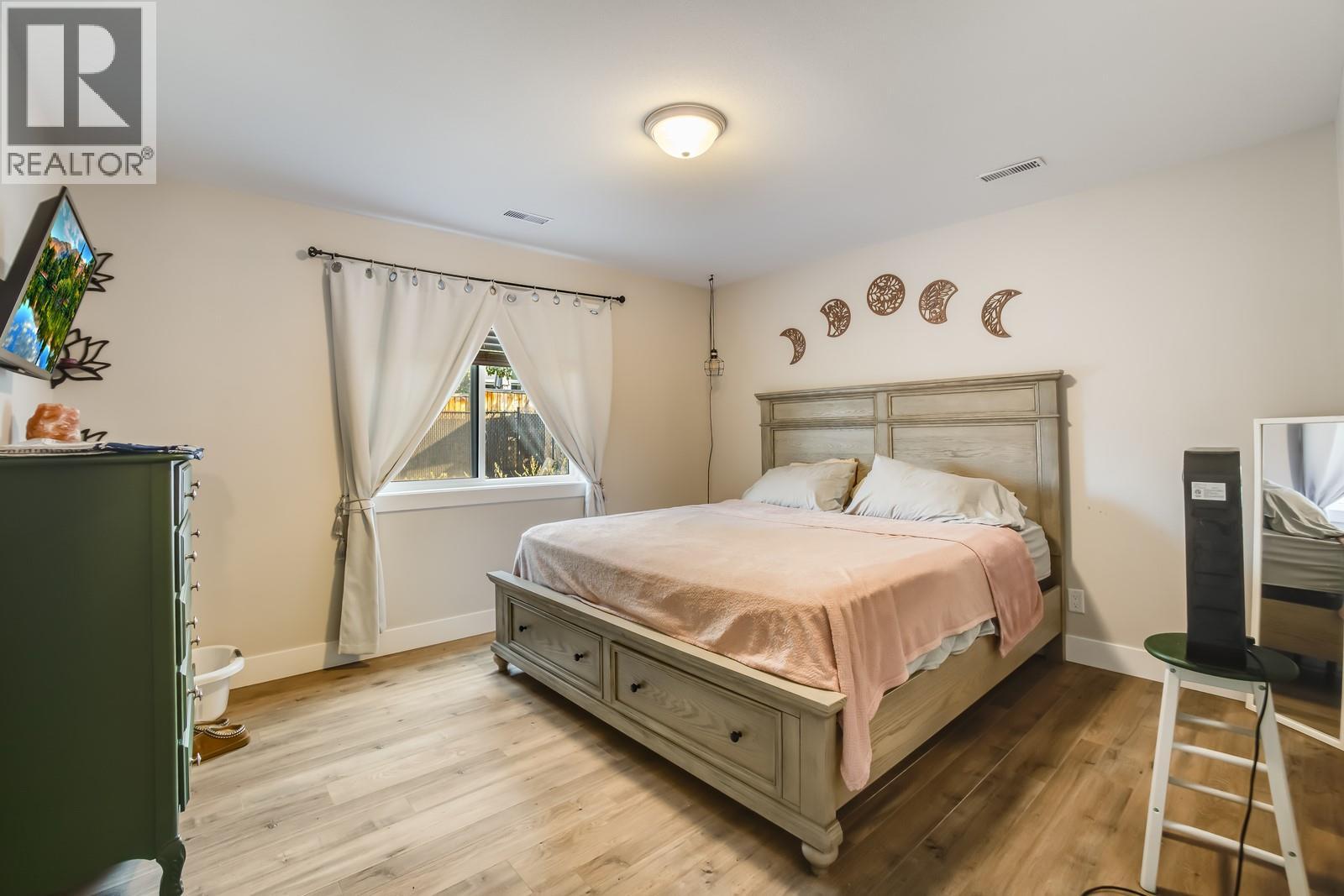  13093 Shoreline Drive, Lake Country