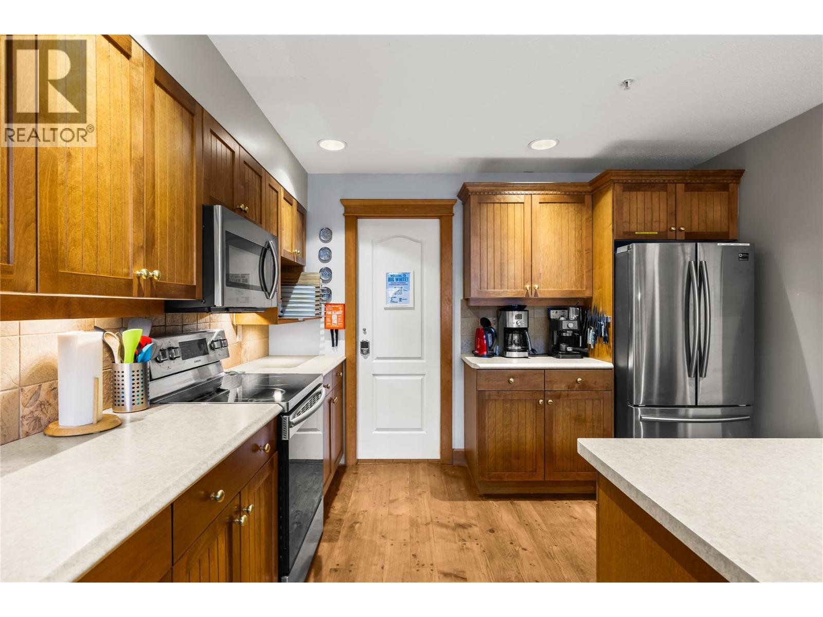 34 7640 Porcupine Road, Big White