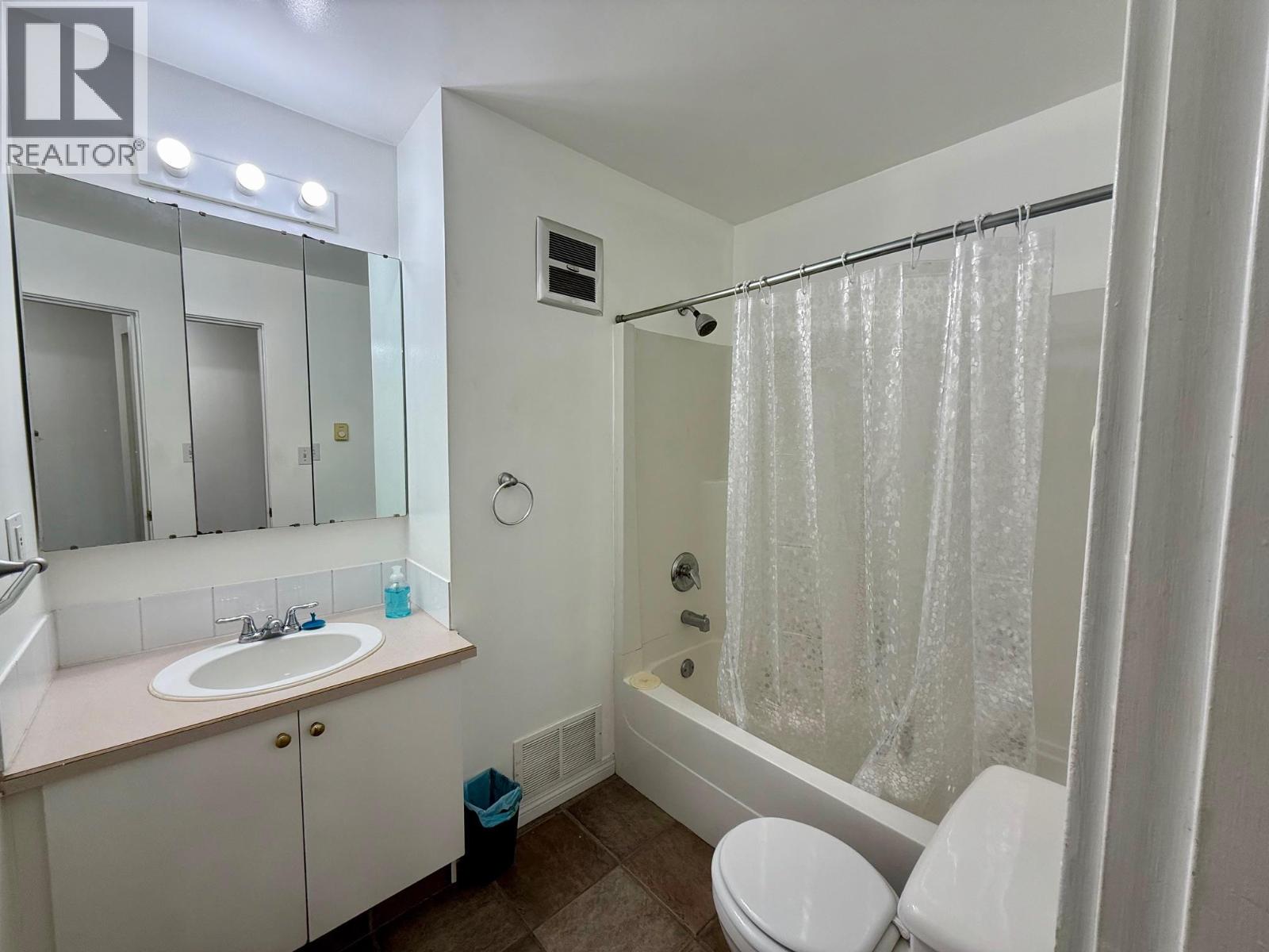 1761 Pandosy Street Unit# 303, Kelowna