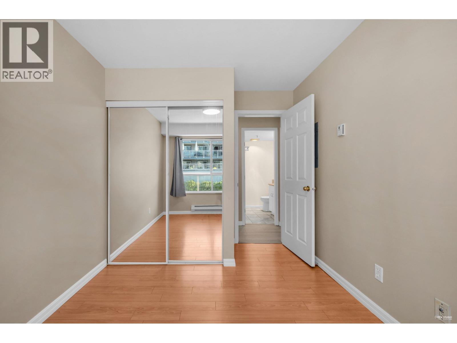 411 525 AGNES STREET, New Westminster