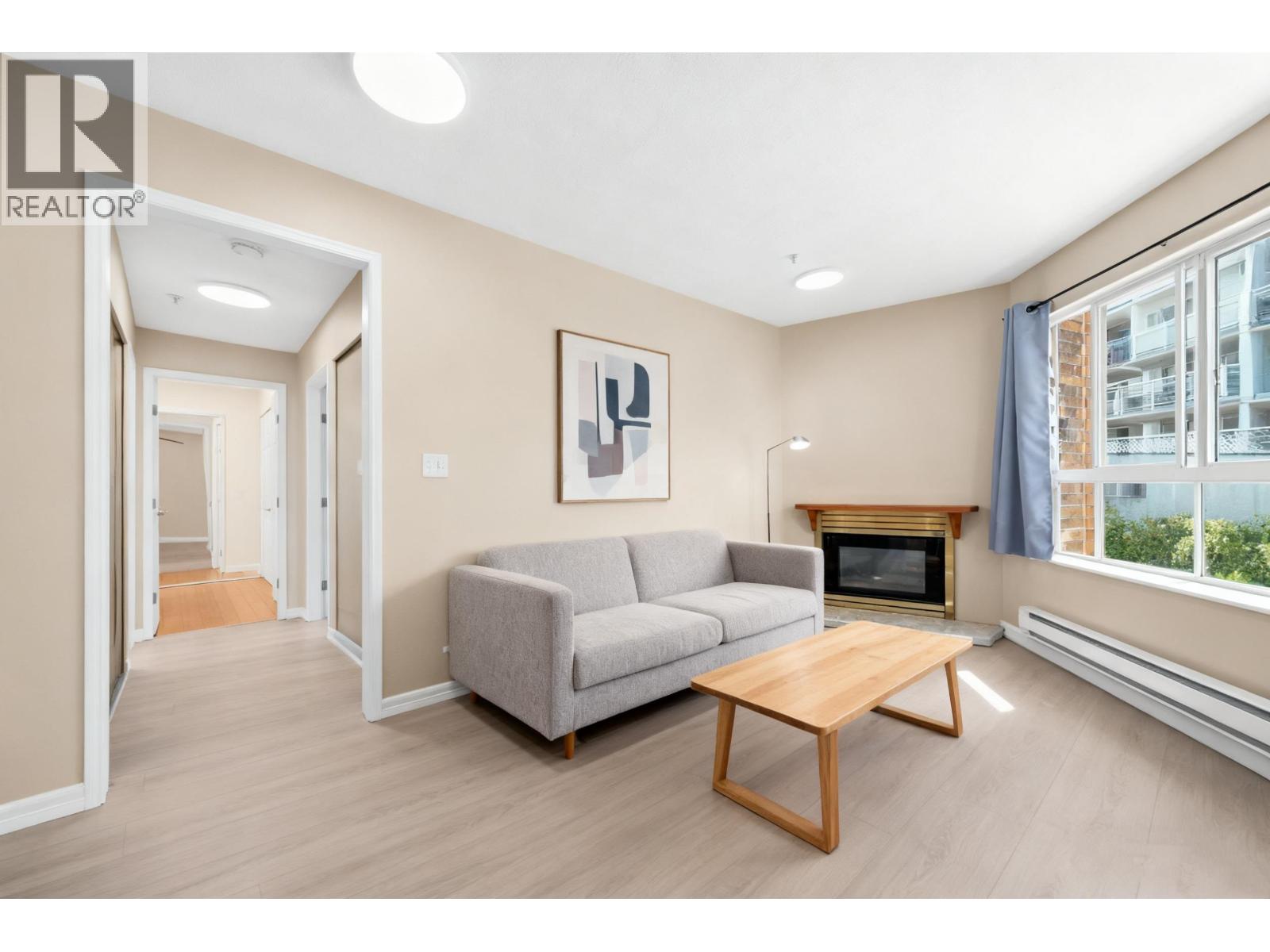 411 525 AGNES STREET, New Westminster