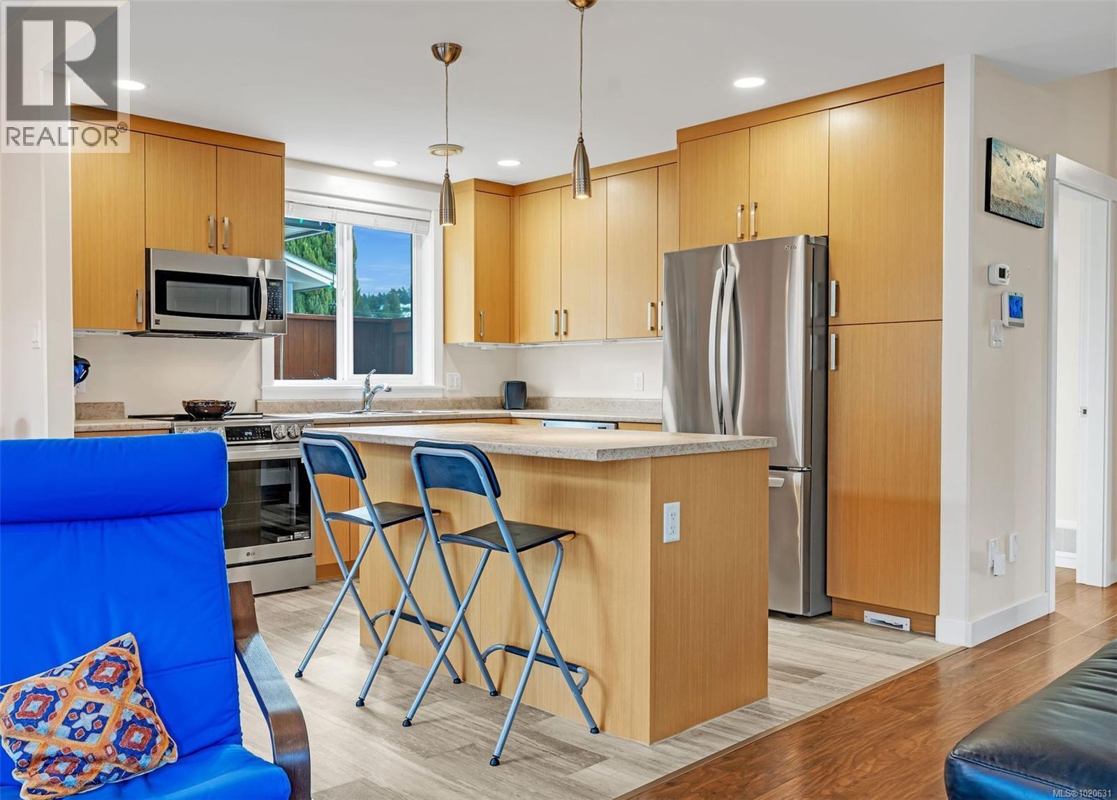 6016 Tweedsmuir Cres, Nanaimo