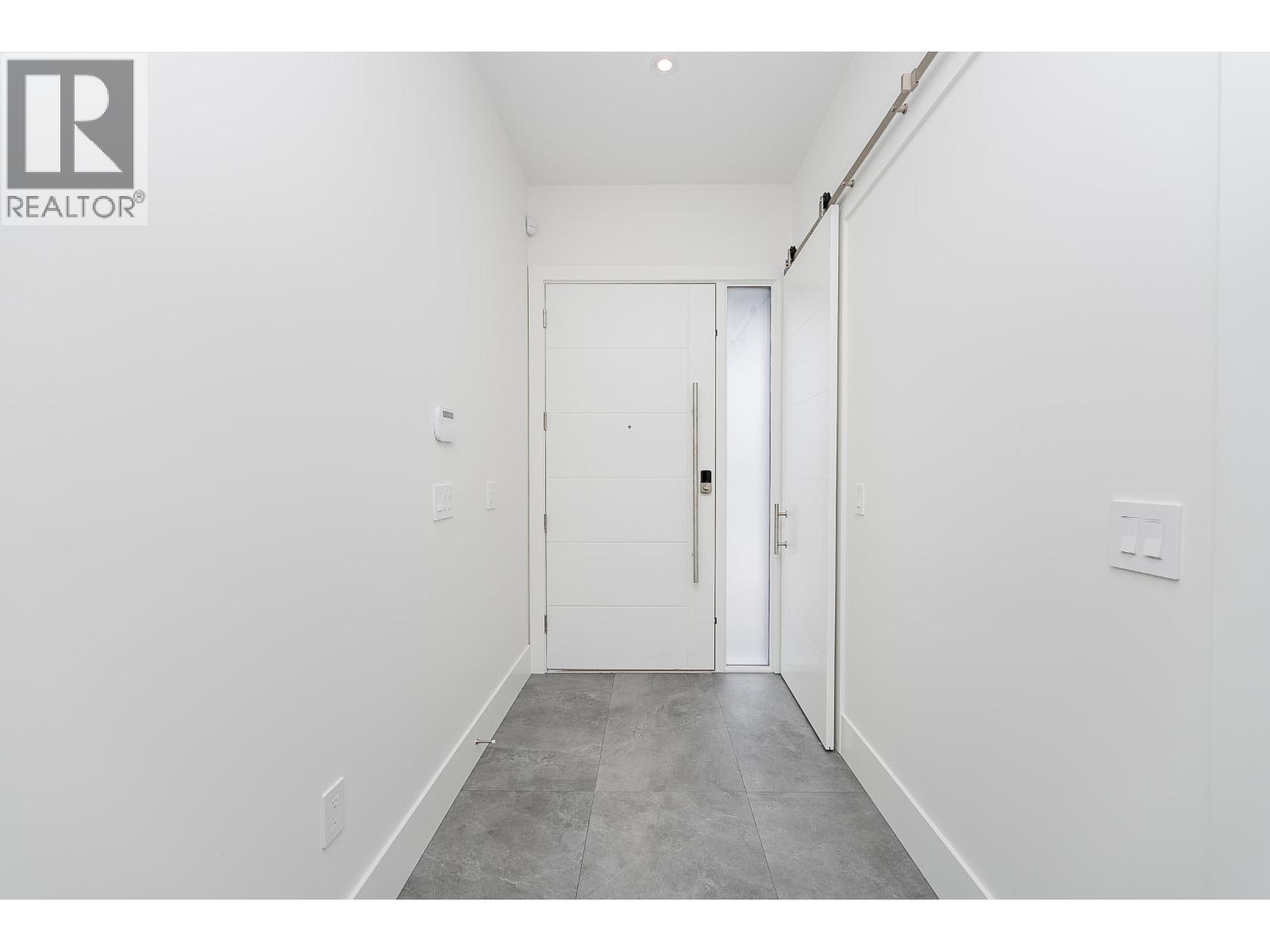 3380 EDINBURGH STREET, Port Coquitlam