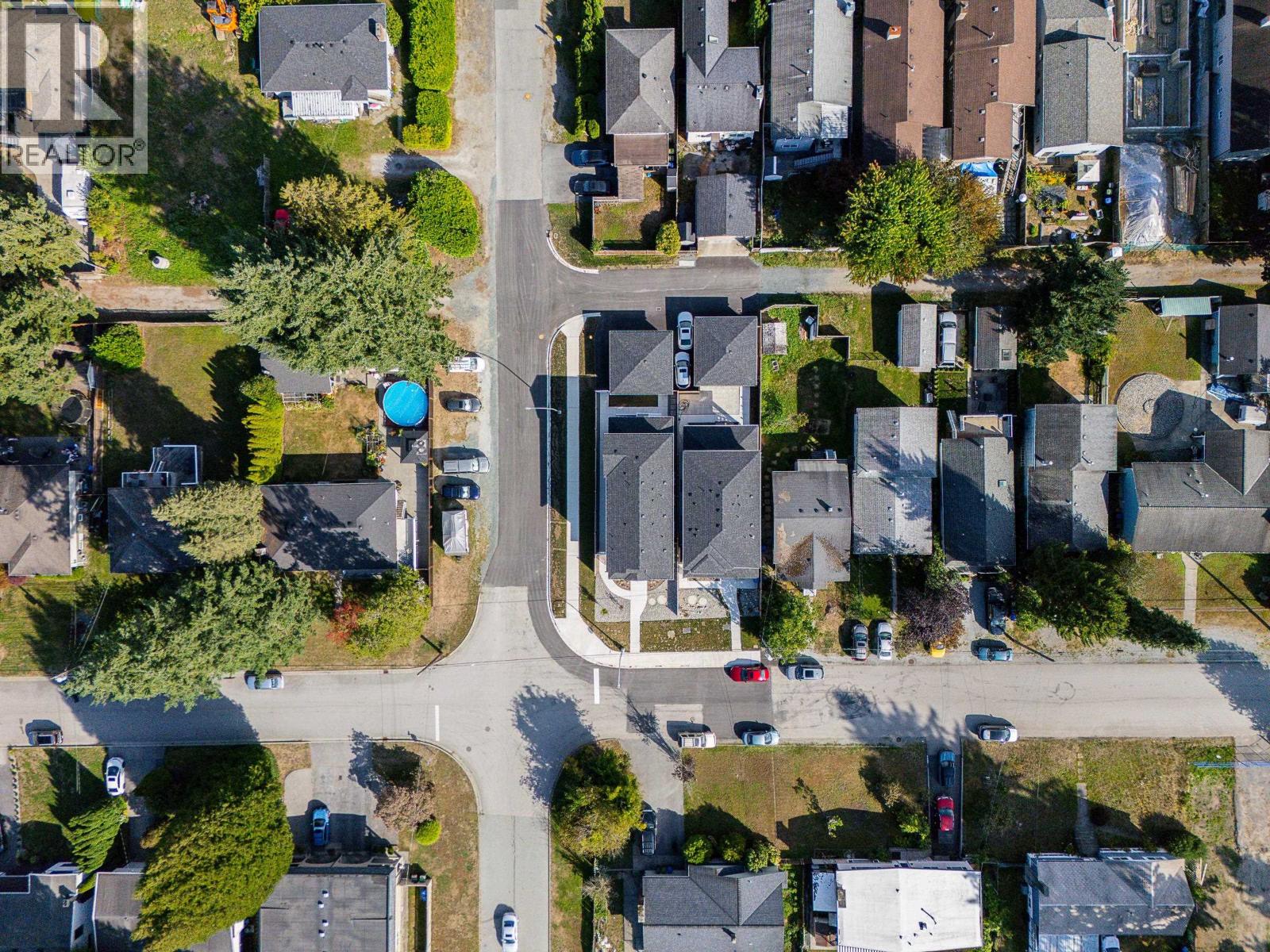 3380 EDINBURGH STREET, Port Coquitlam