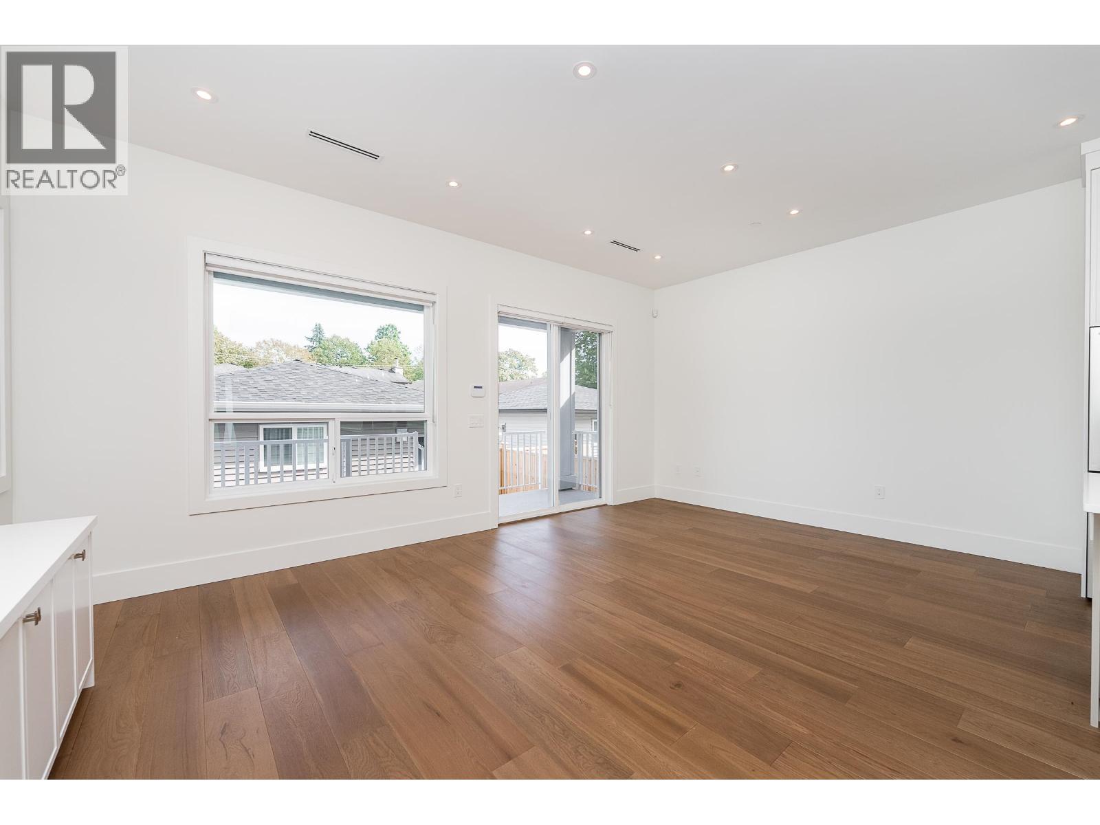 3380 EDINBURGH STREET, Port Coquitlam