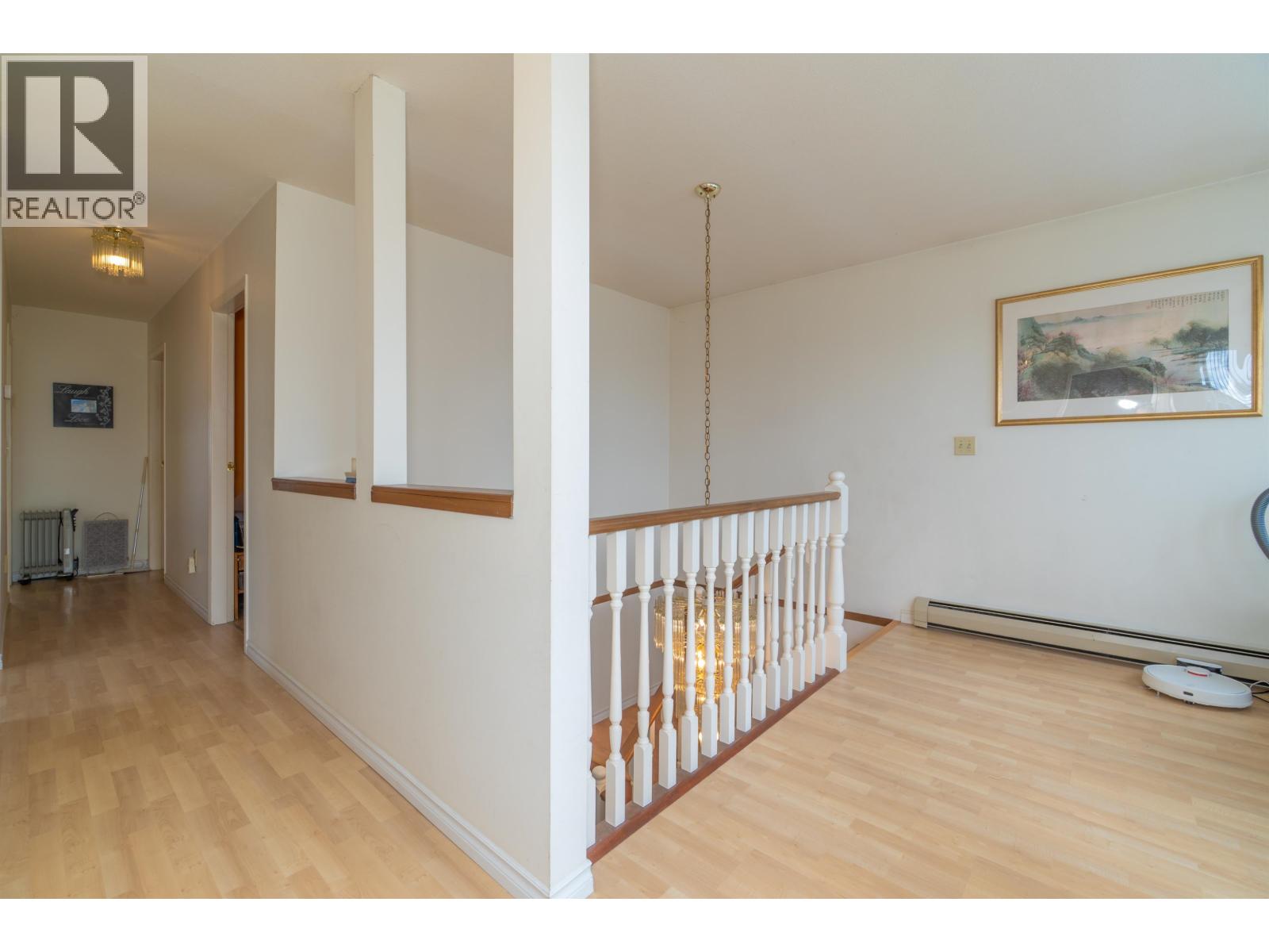 111 GROSVENOR AVENUE, Burnaby