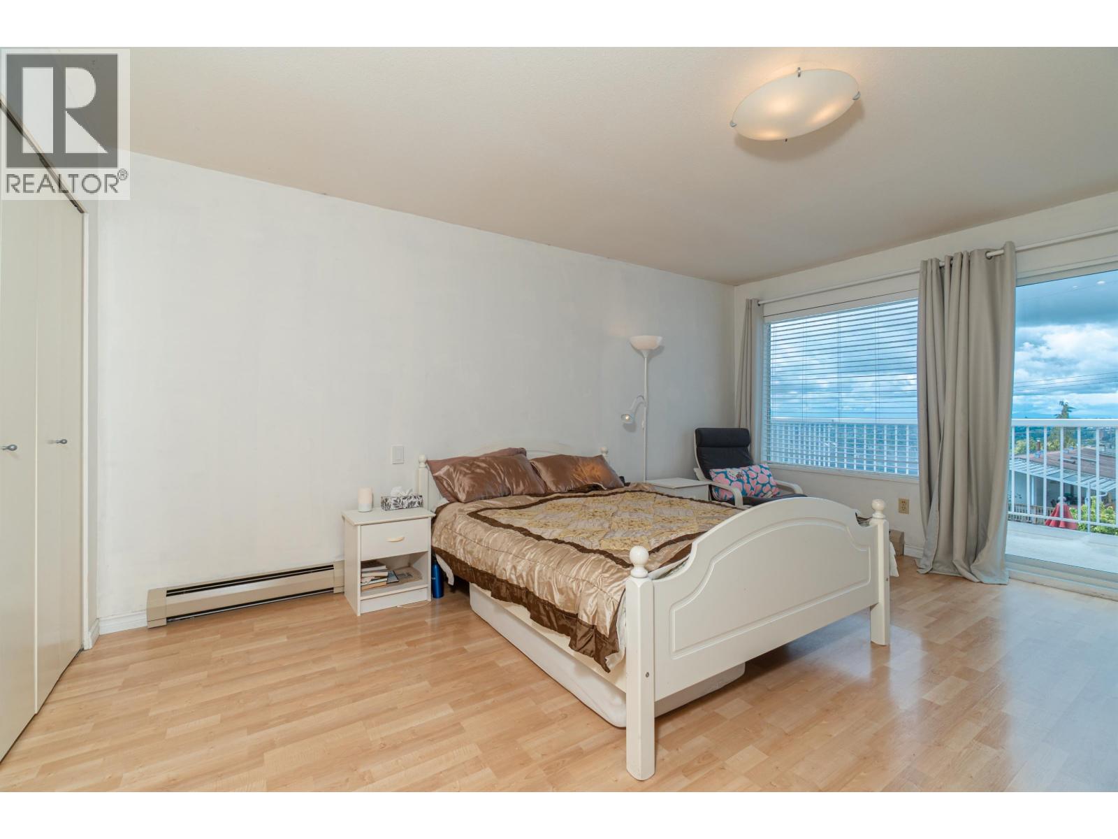 111 GROSVENOR AVENUE, Burnaby