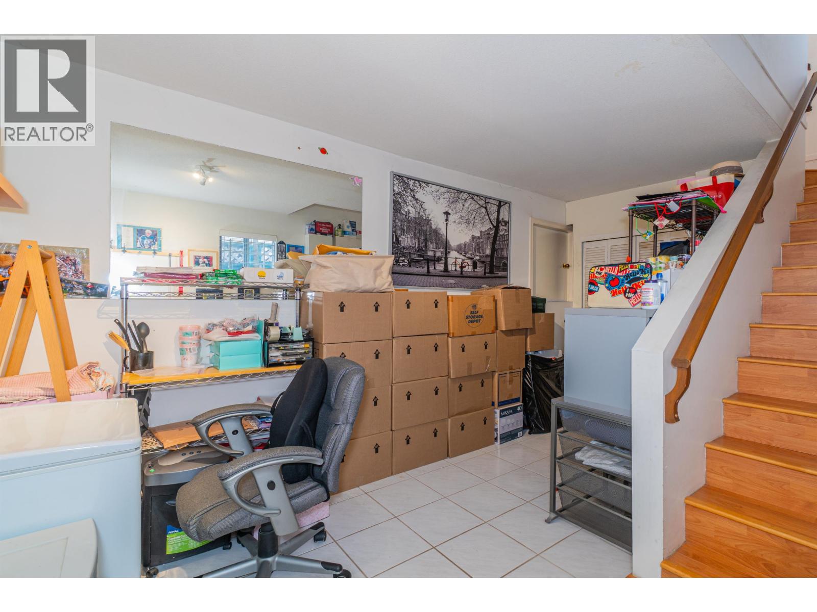 111 GROSVENOR AVENUE, Burnaby