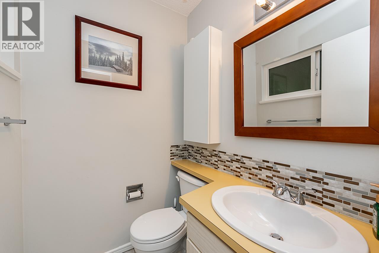 4790 FERNGLEN PLACE, Burnaby