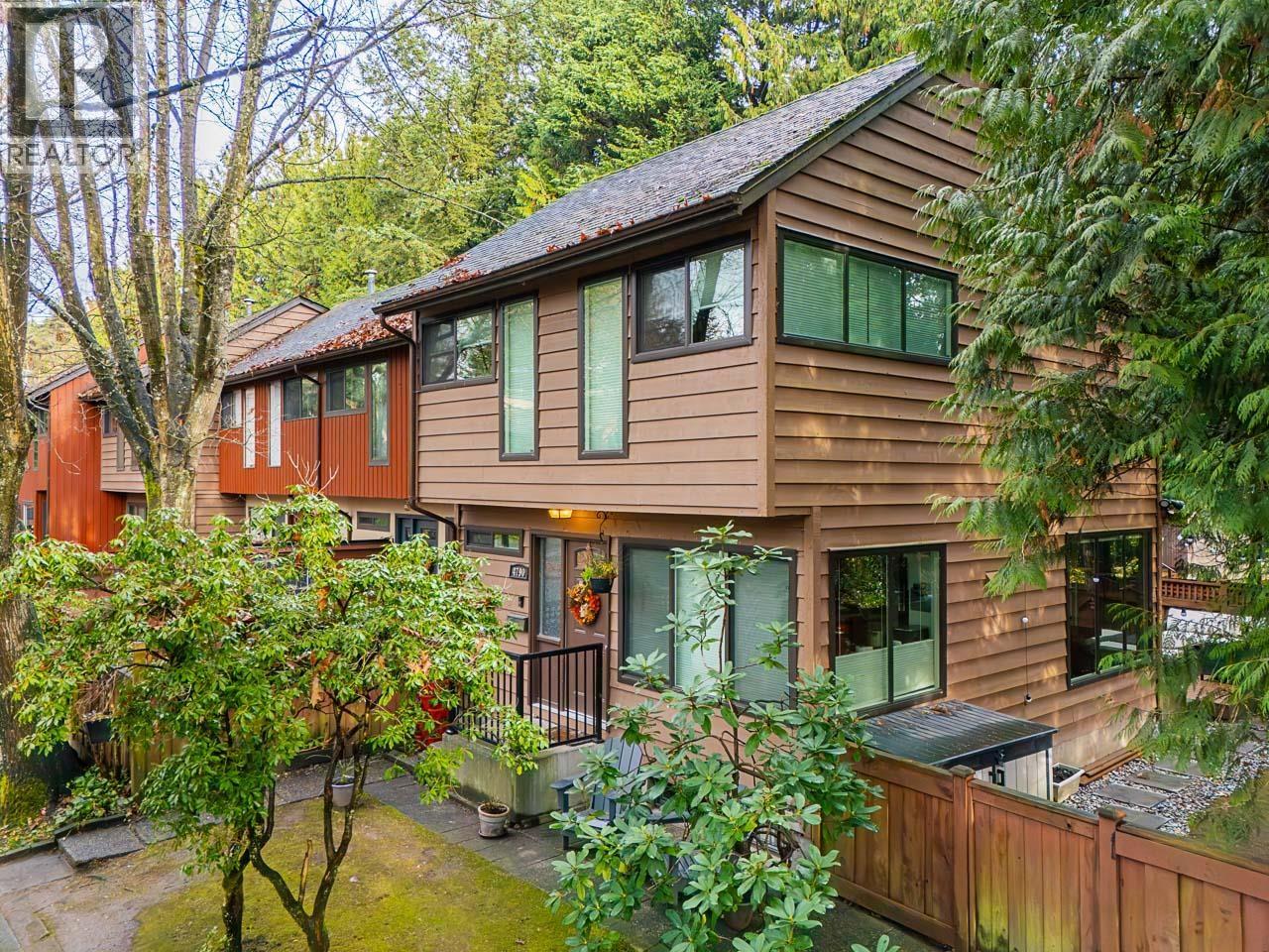 4790 FERNGLEN PLACE, Burnaby