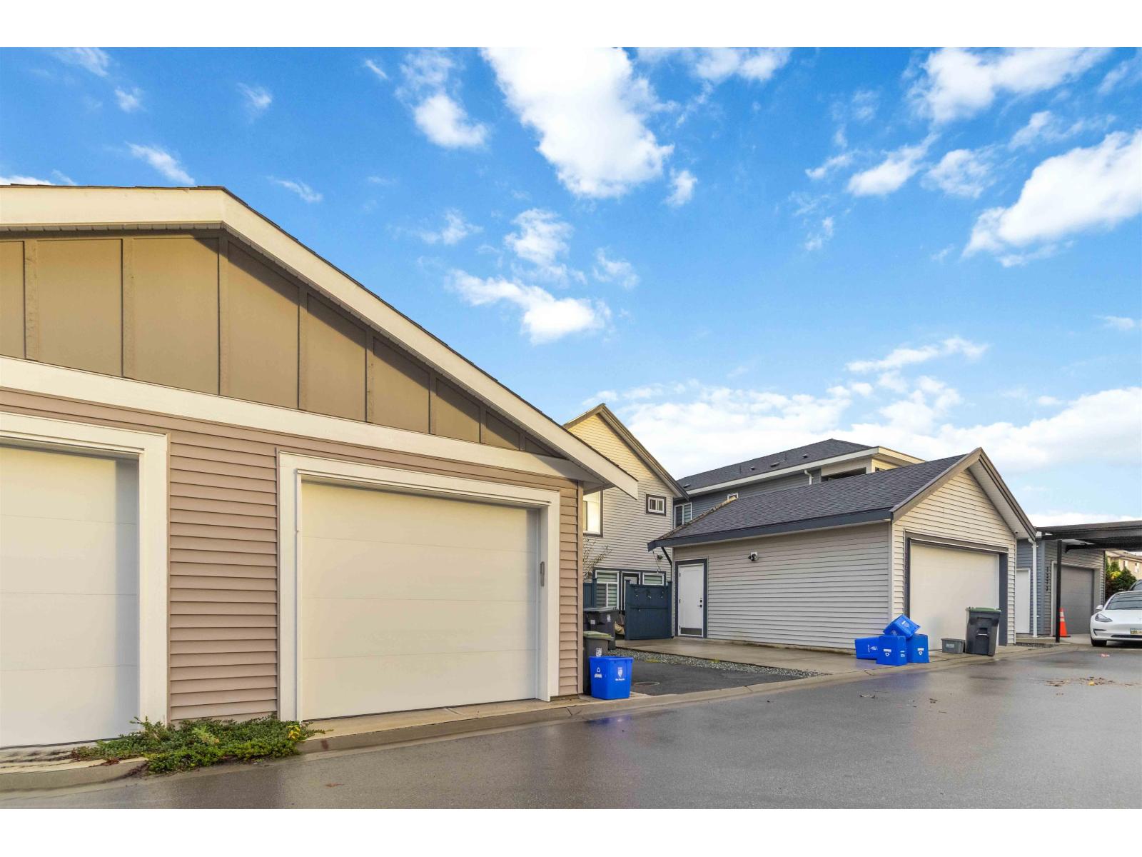 7381 197 STREET, Langley