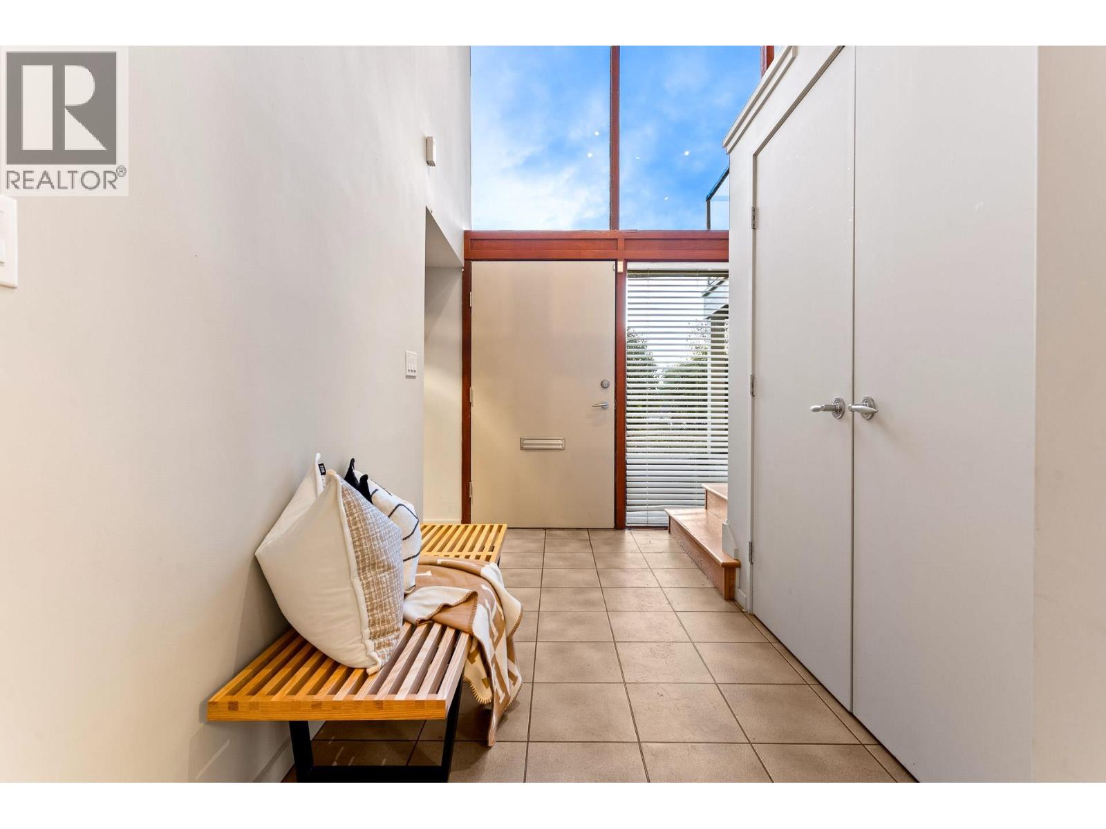 4150 CANTERBURY CRESCENT, North Vancouver