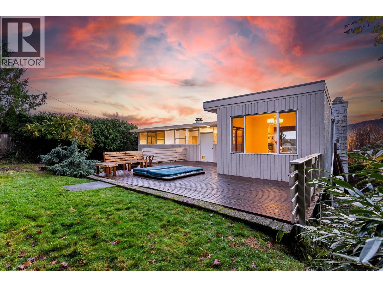 4150 CANTERBURY CRESCENT, North Vancouver