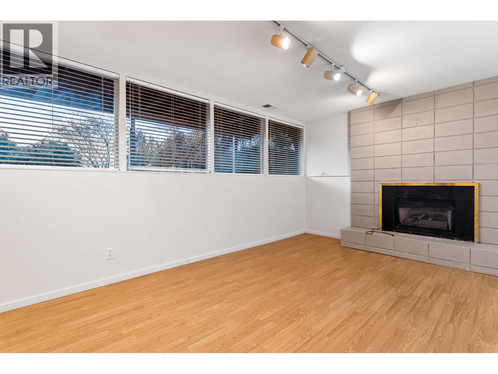 4150 CANTERBURY CRESCENT, North Vancouver