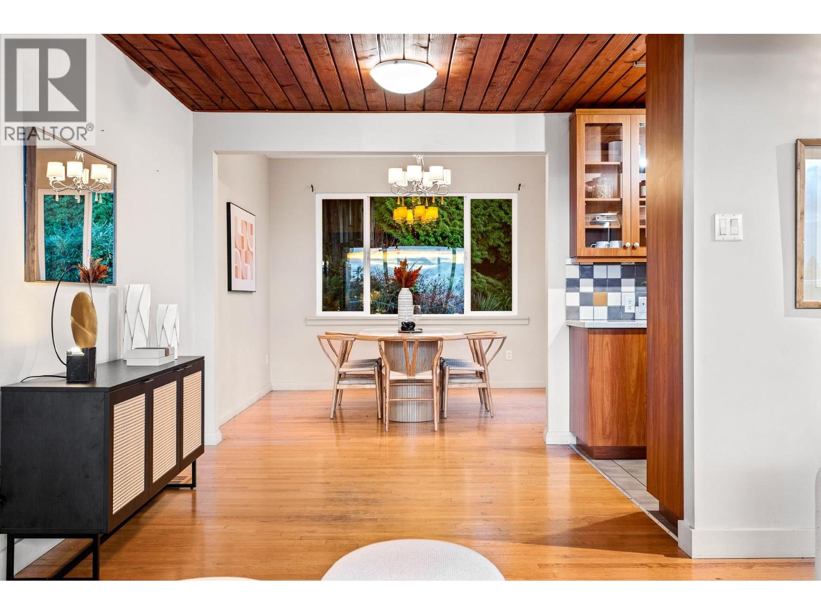 4150 CANTERBURY CRESCENT, North Vancouver