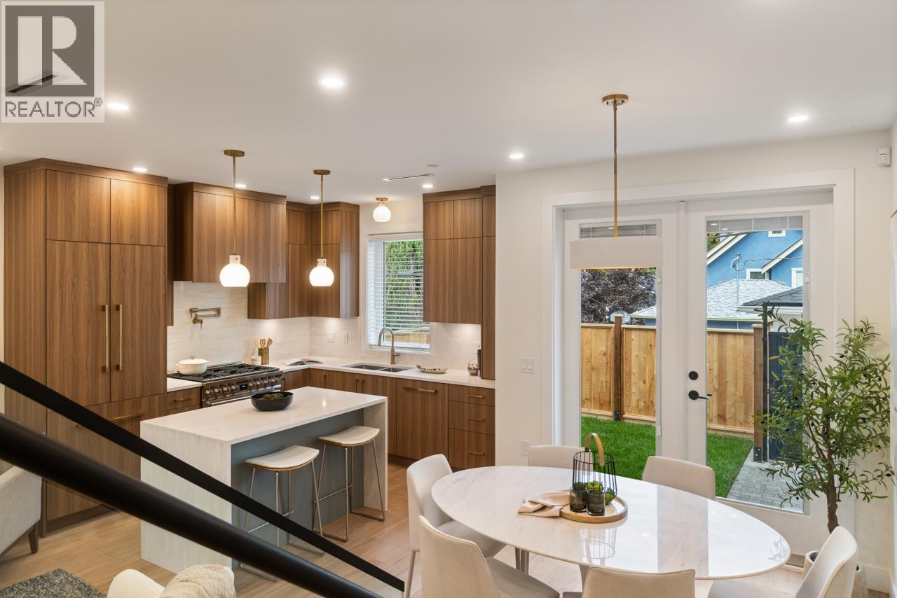 2049 E 4TH AVENUE, Vancouver