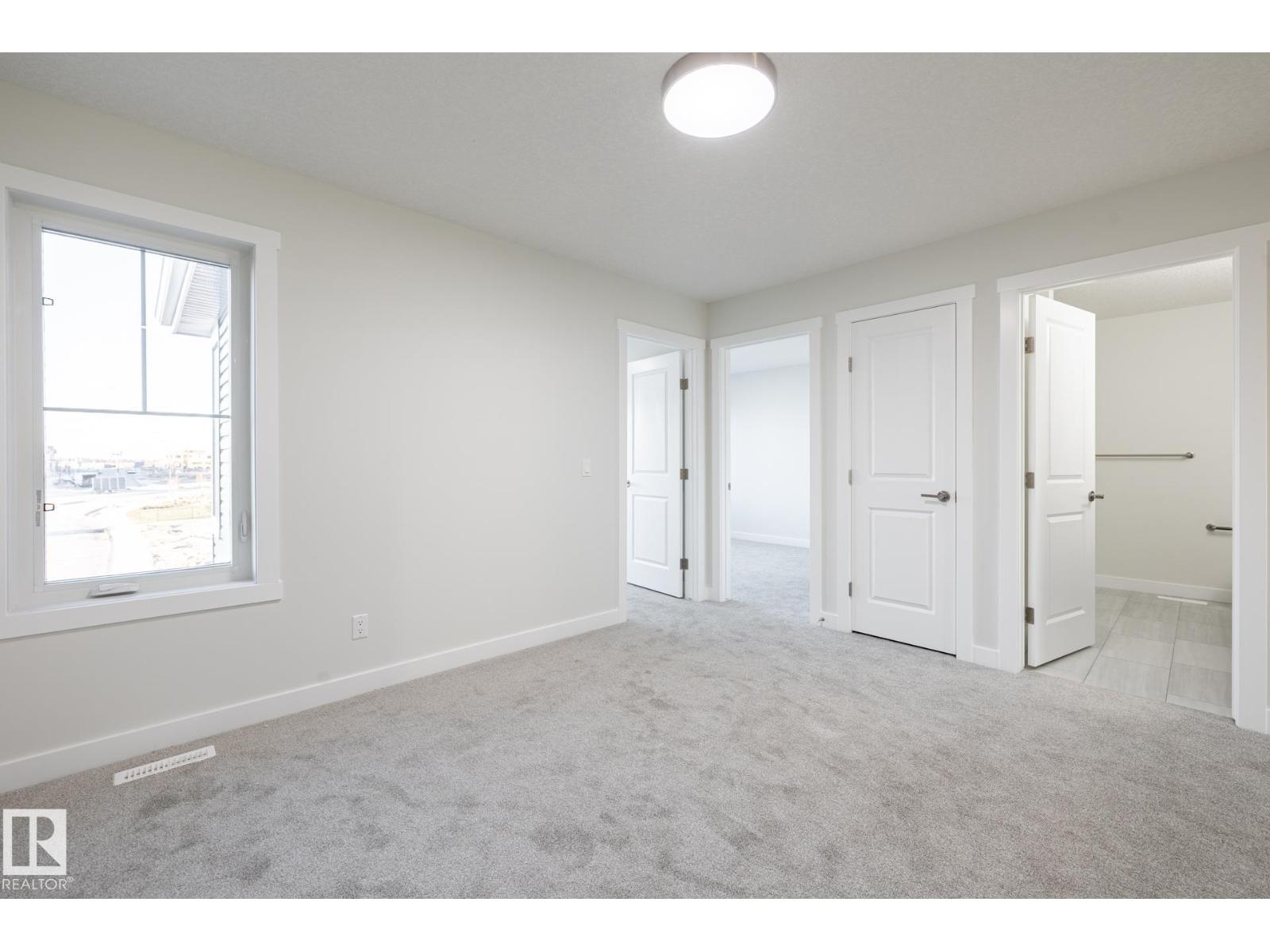 20972 22 AV NW, Edmonton