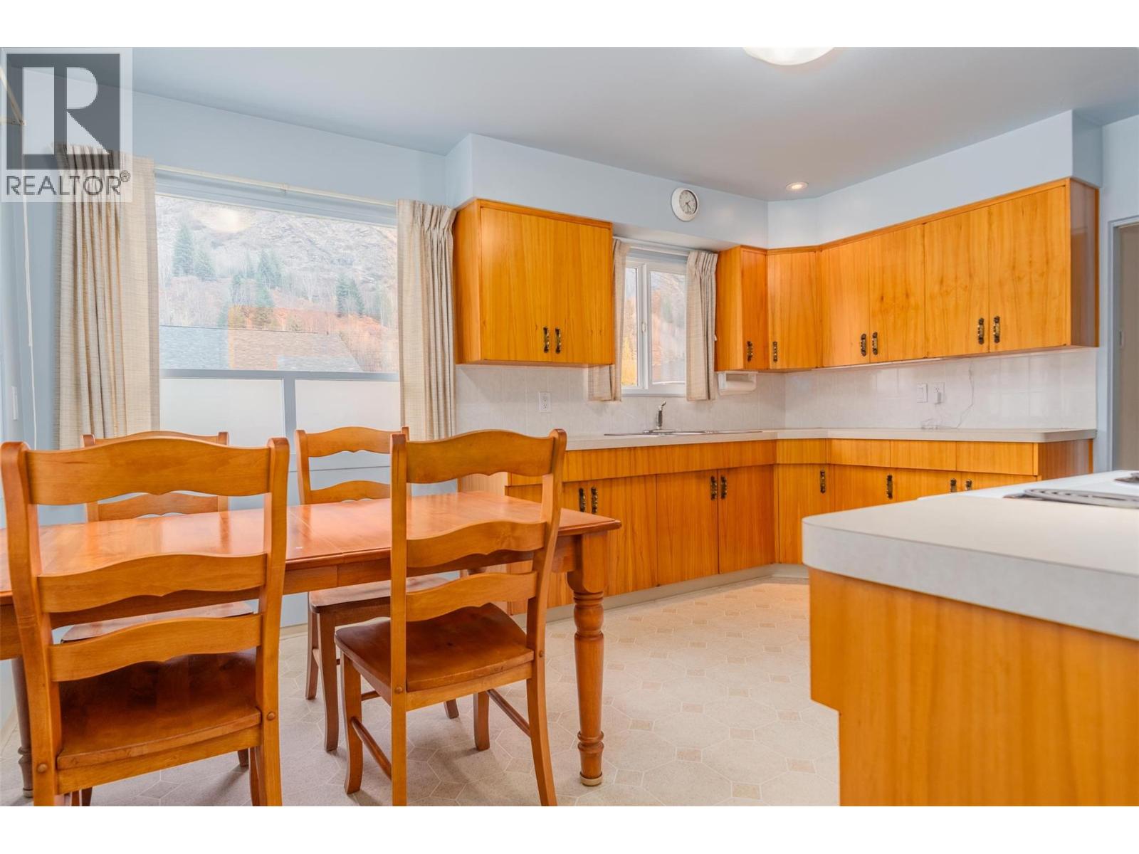 3410 Aster Drive, Trail