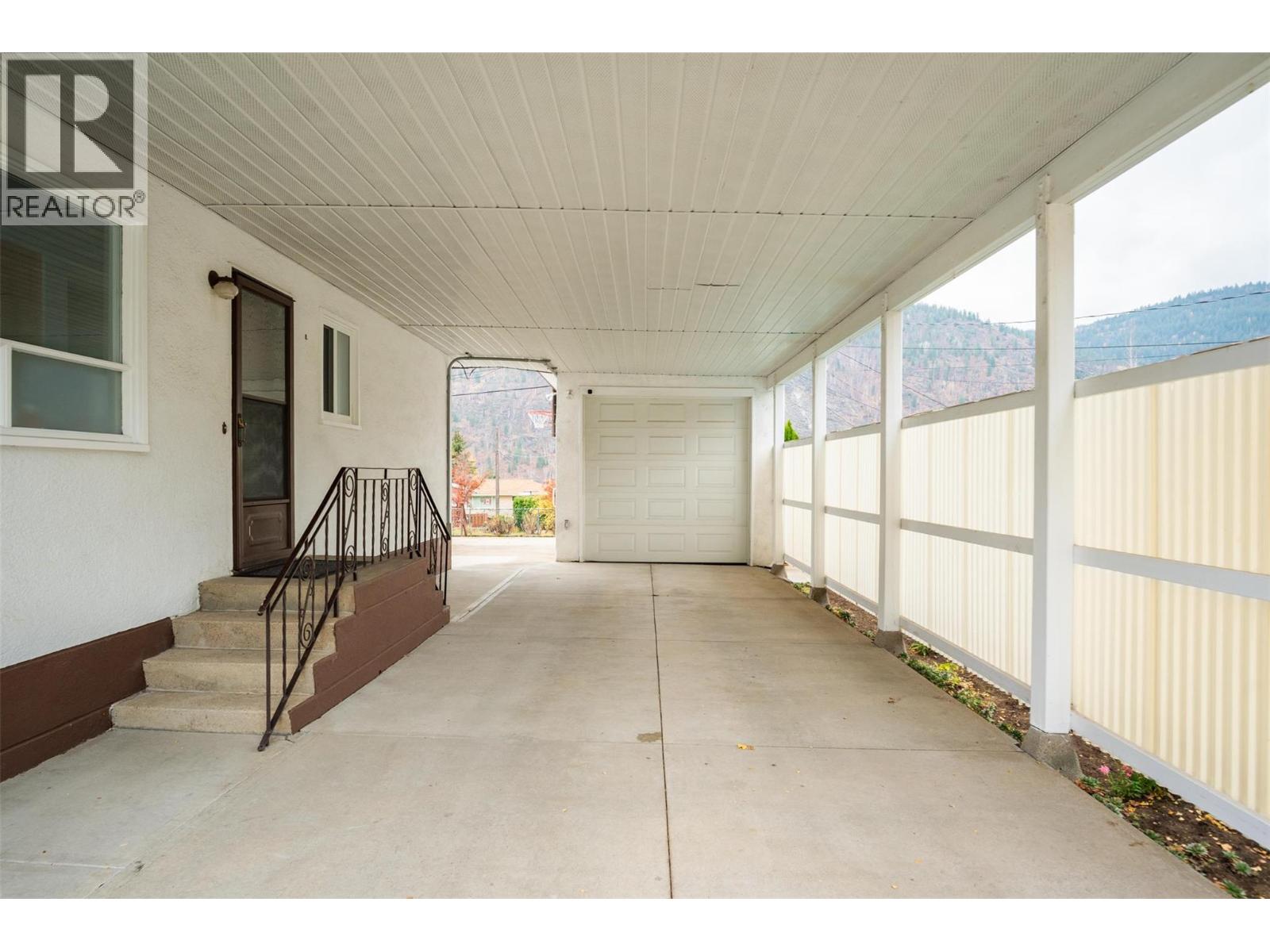 3410 Aster Drive, Trail