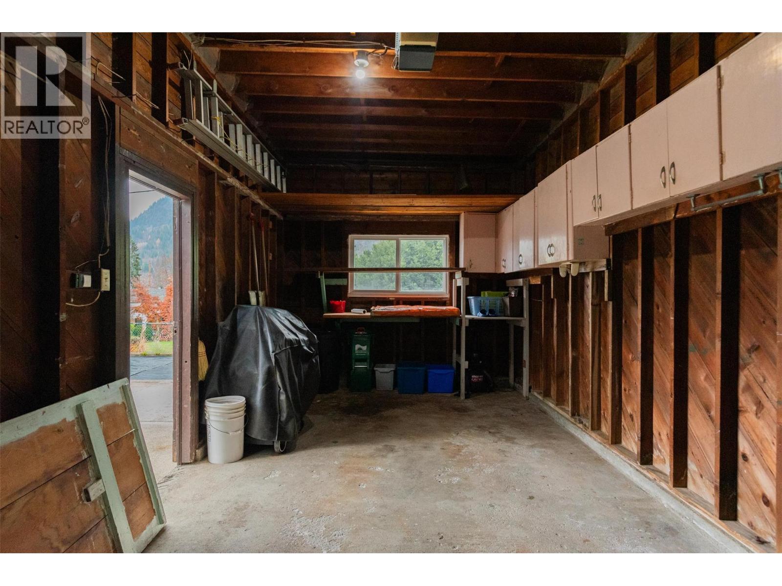 3410 Aster Drive, Trail