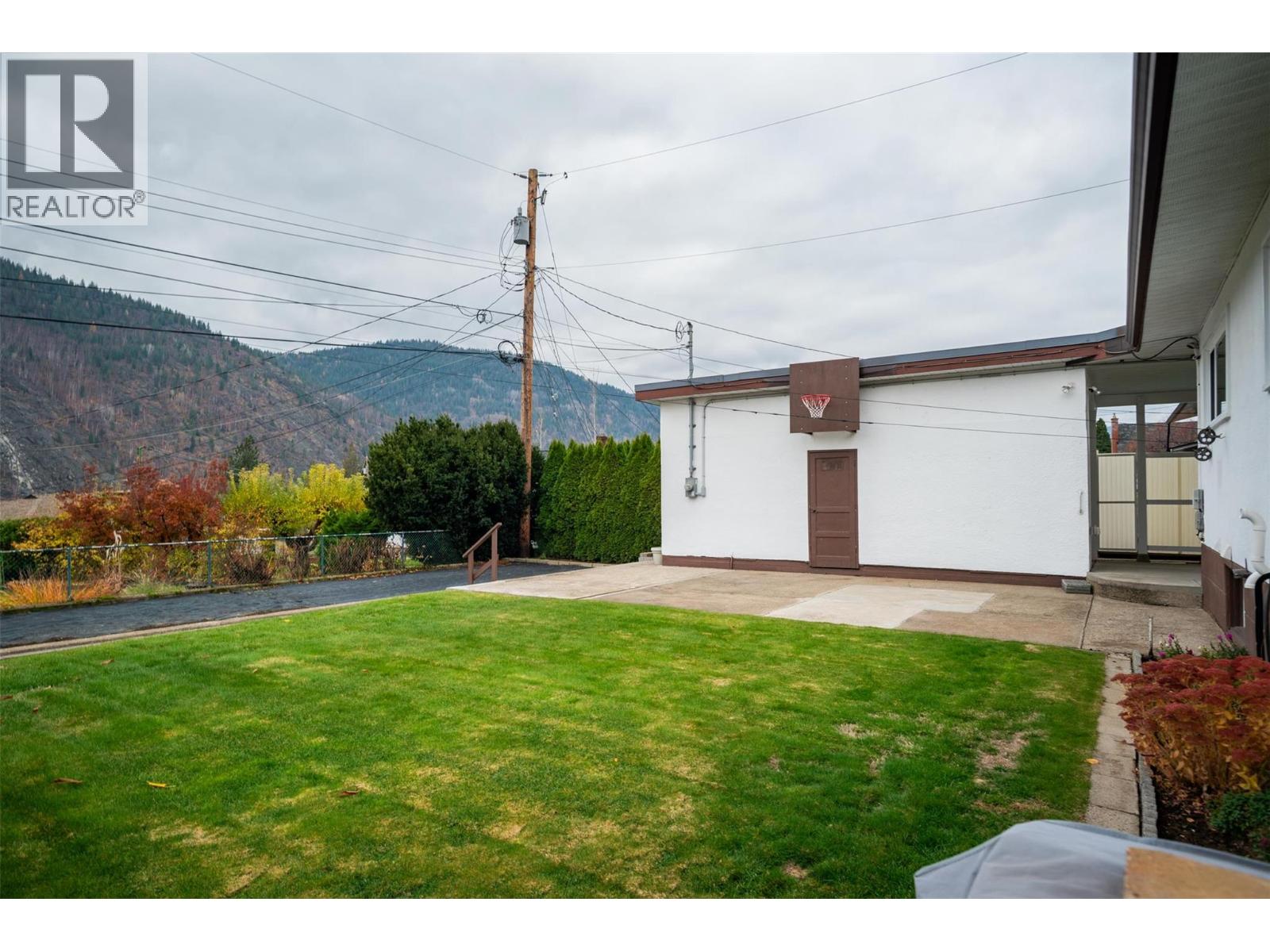 3410 Aster Drive, Trail