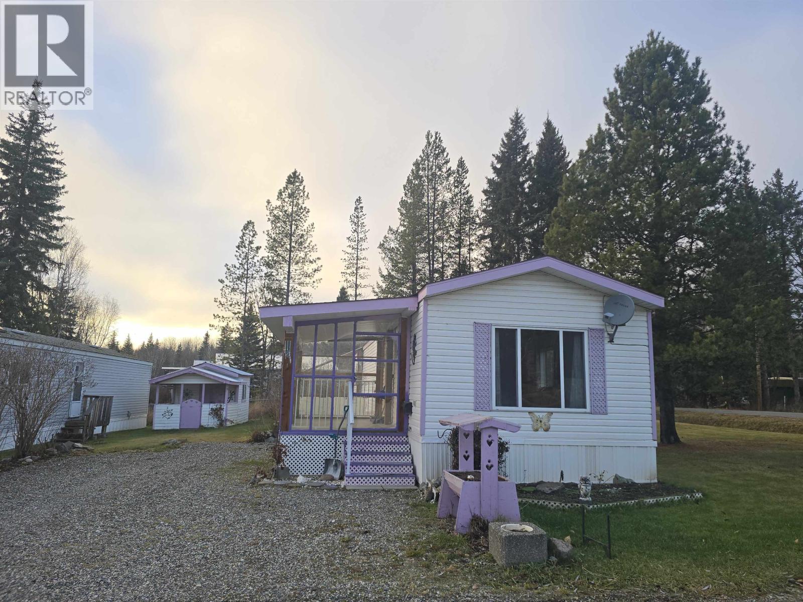 2 2221 QUARTZ AVENUE, Quesnel