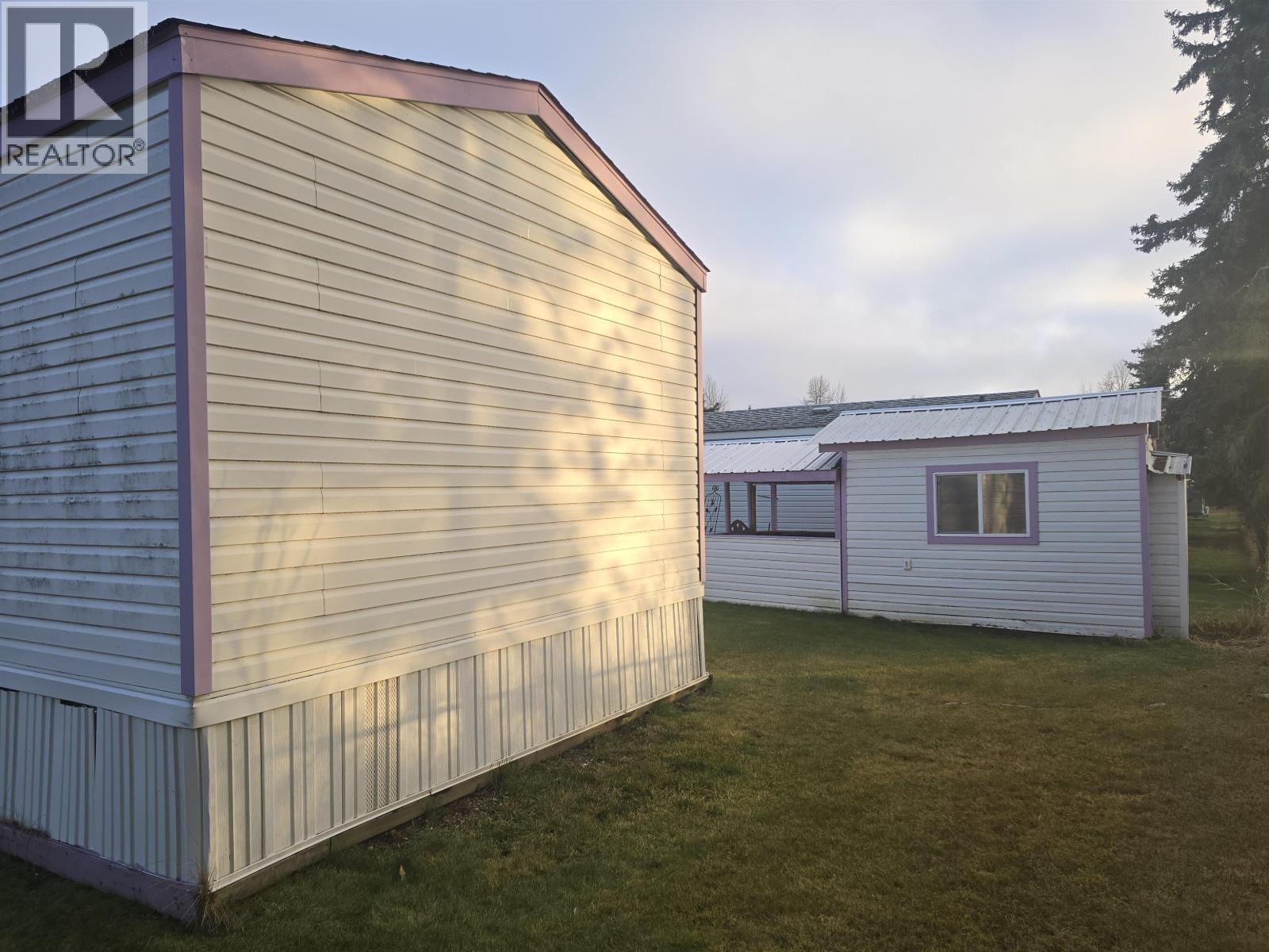 2 2221 QUARTZ AVENUE, Quesnel
