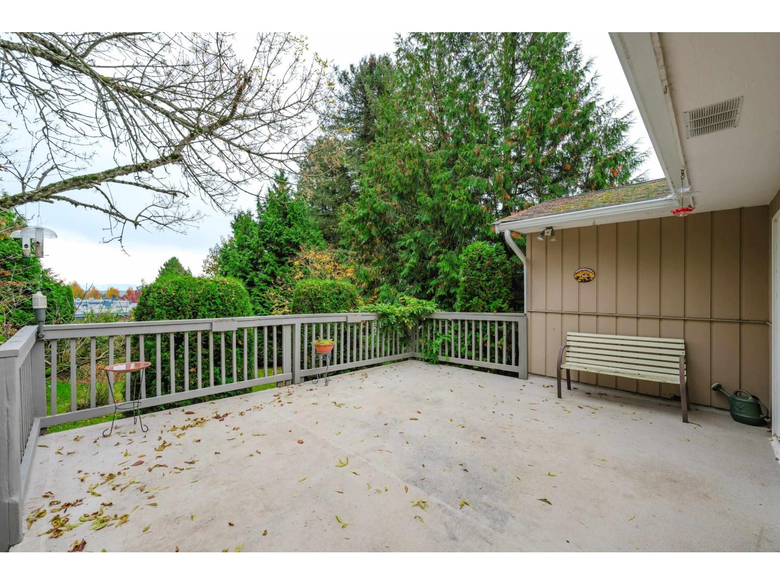 1320 KENT STREET, White Rock