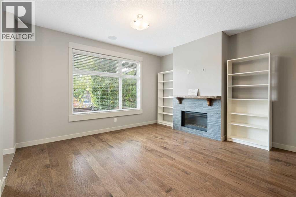 Single Family House for Sale in    Avenue NW Montgomery Calgary 