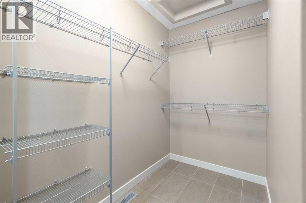 Single Family House for Sale in    Avenue NW Montgomery Calgary 