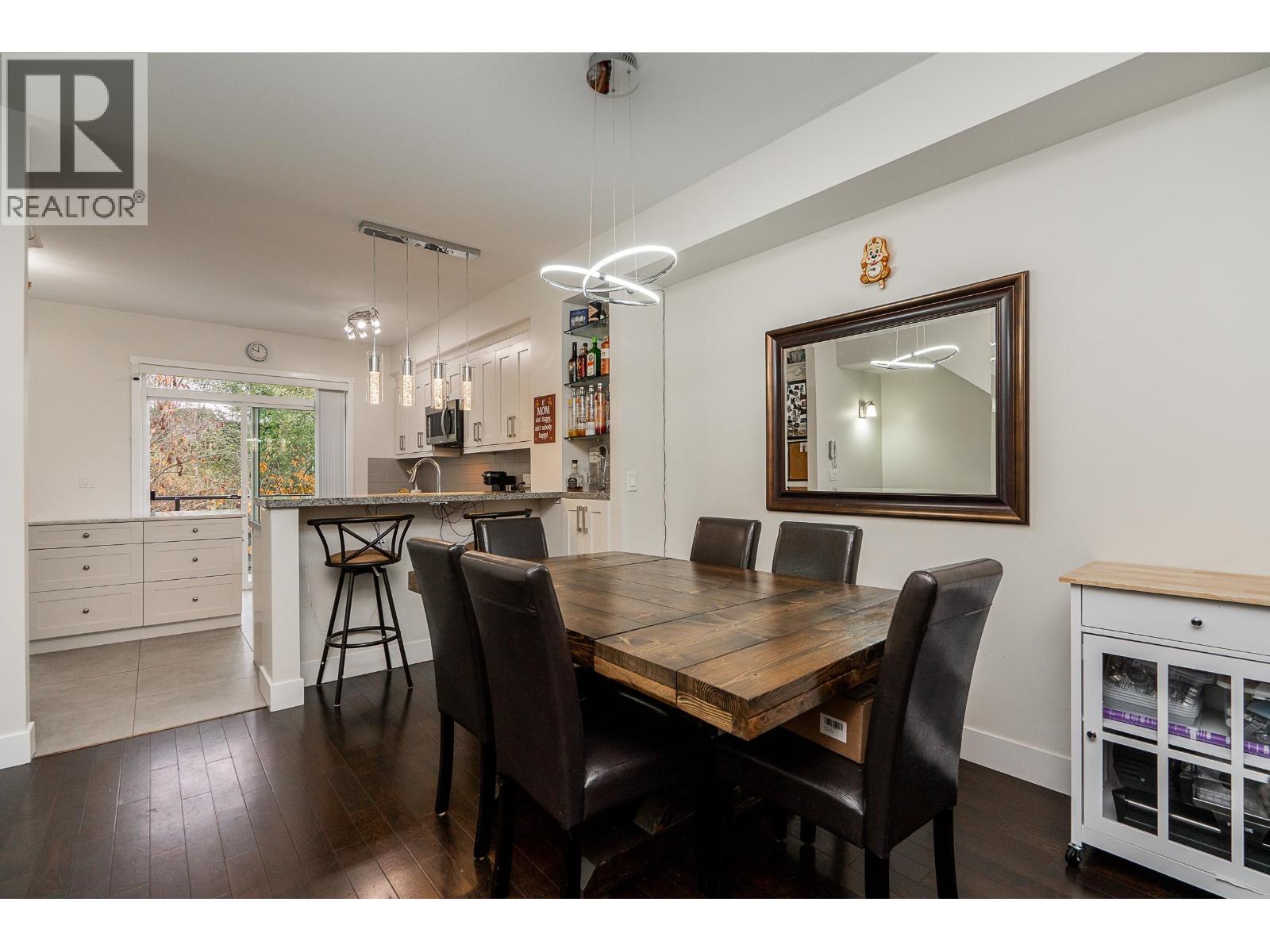 21 1299 COAST MERIDIAN ROAD, Coquitlam