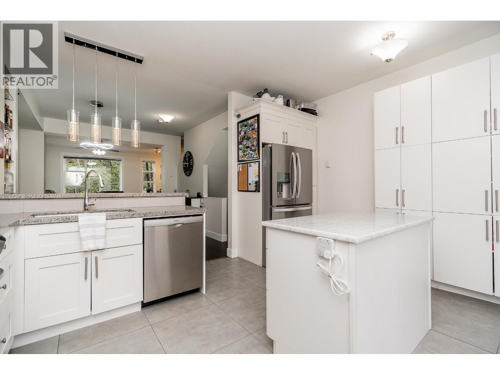 21 1299 COAST MERIDIAN ROAD, Coquitlam