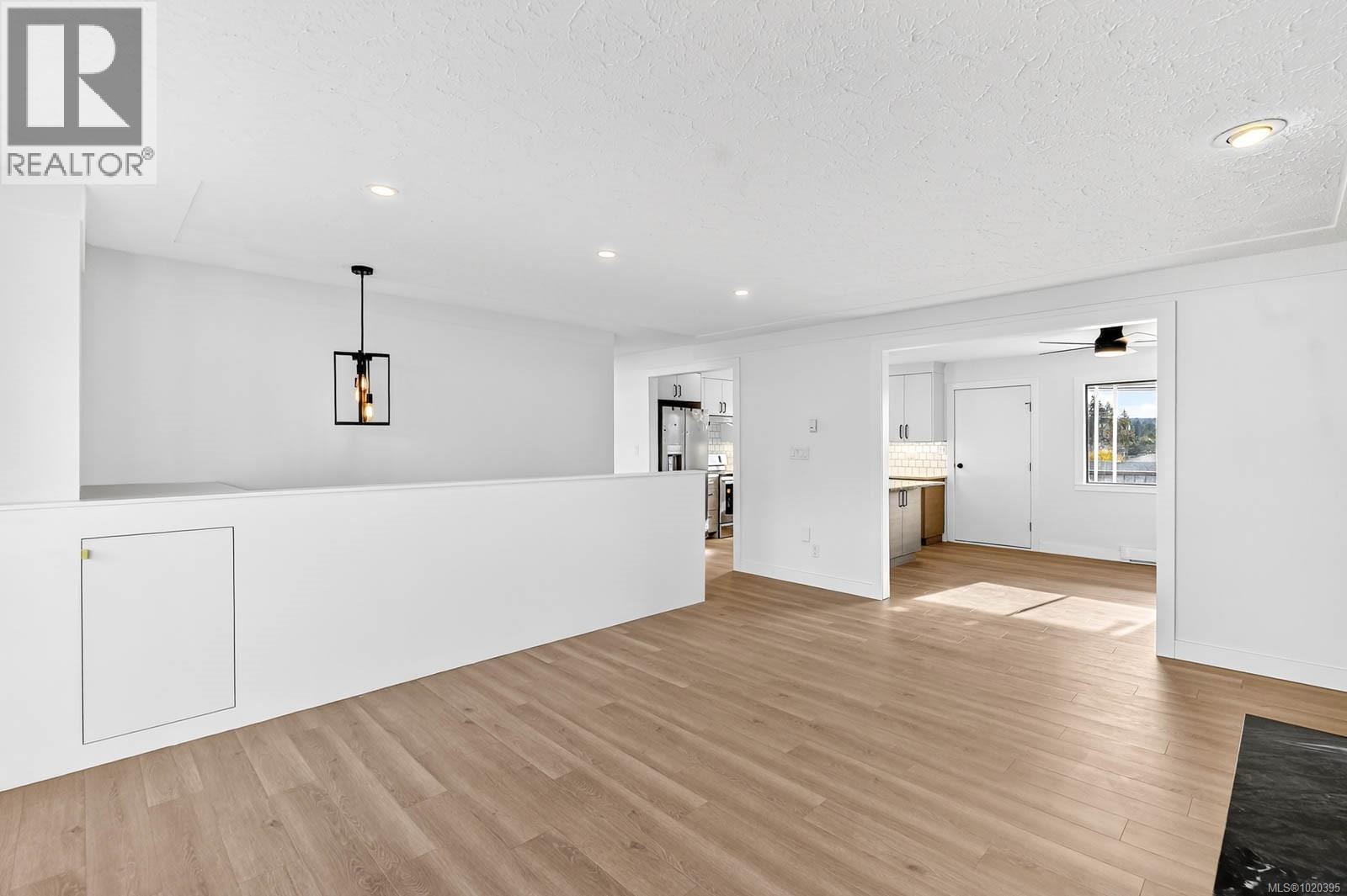 3782 Grieve Rd, Port Alberni