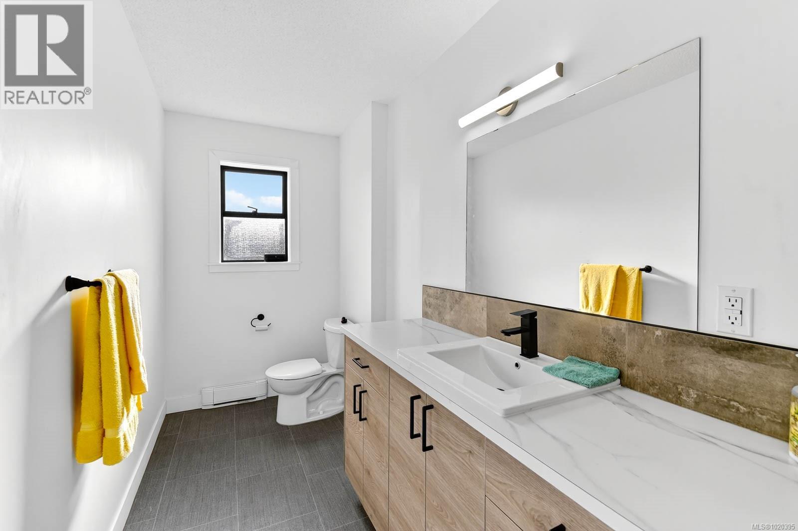 3782 Grieve Rd, Port Alberni