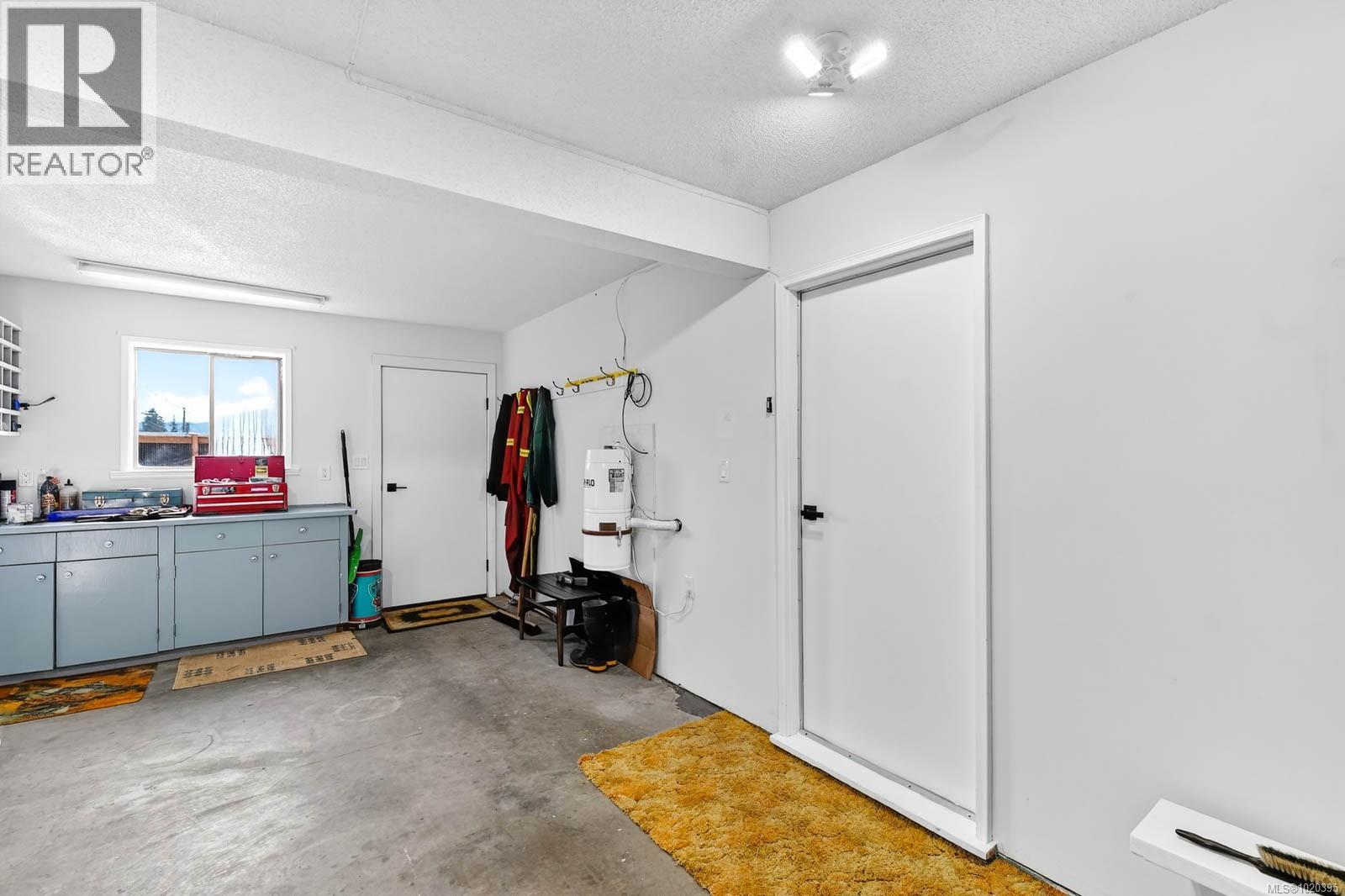 3782 Grieve Rd, Port Alberni