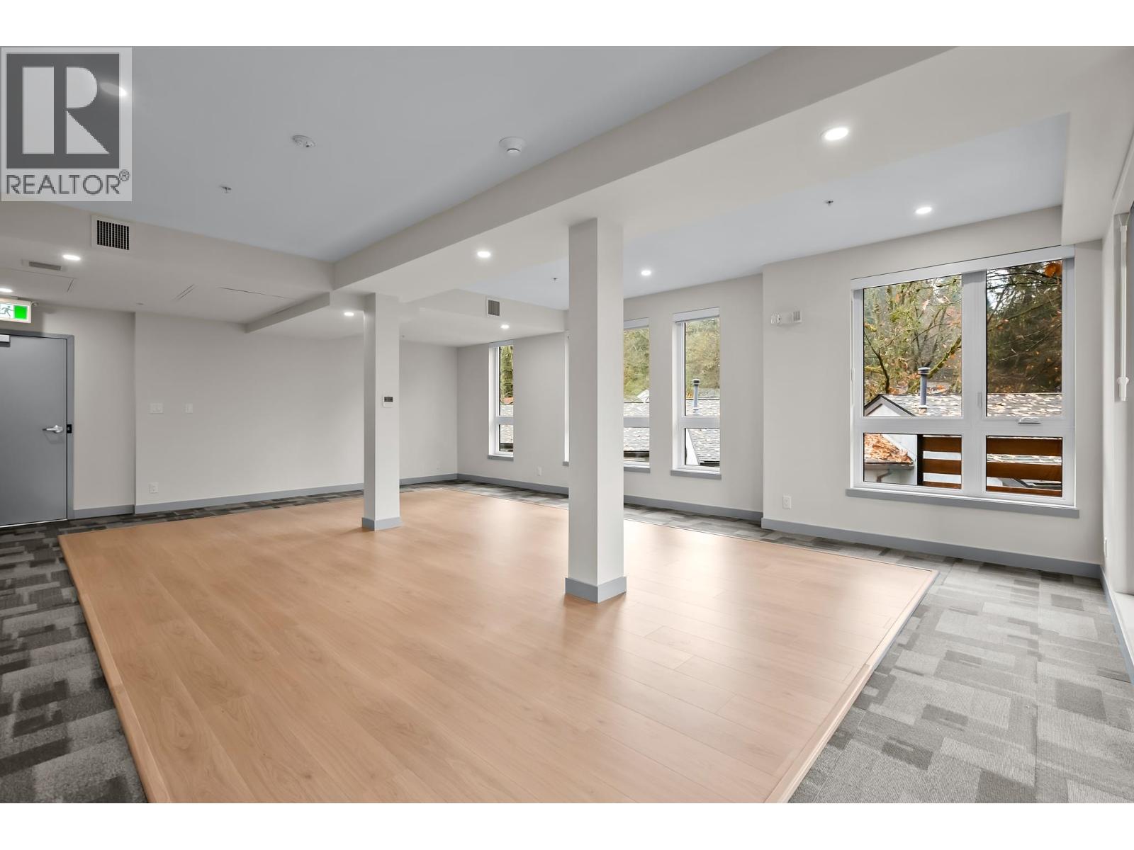 601 150 JAMES ROAD, Port Moody