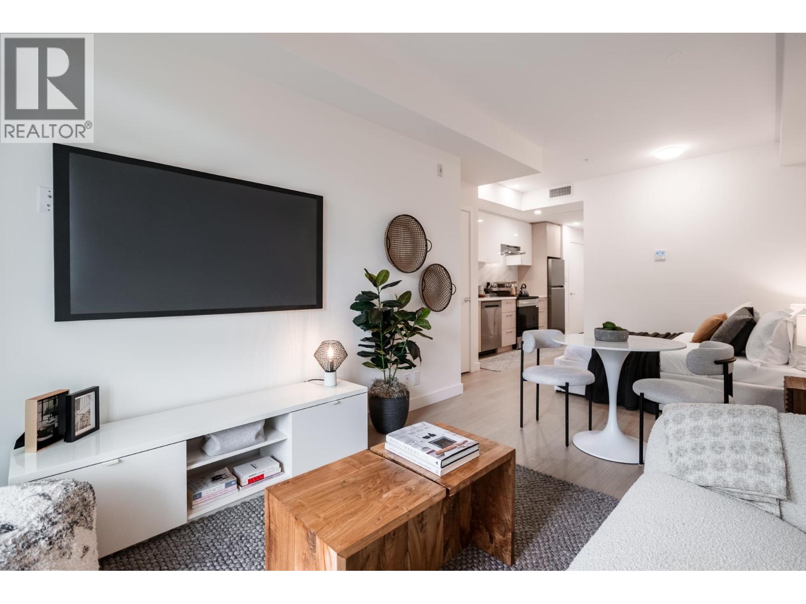 601 150 JAMES ROAD, Port Moody