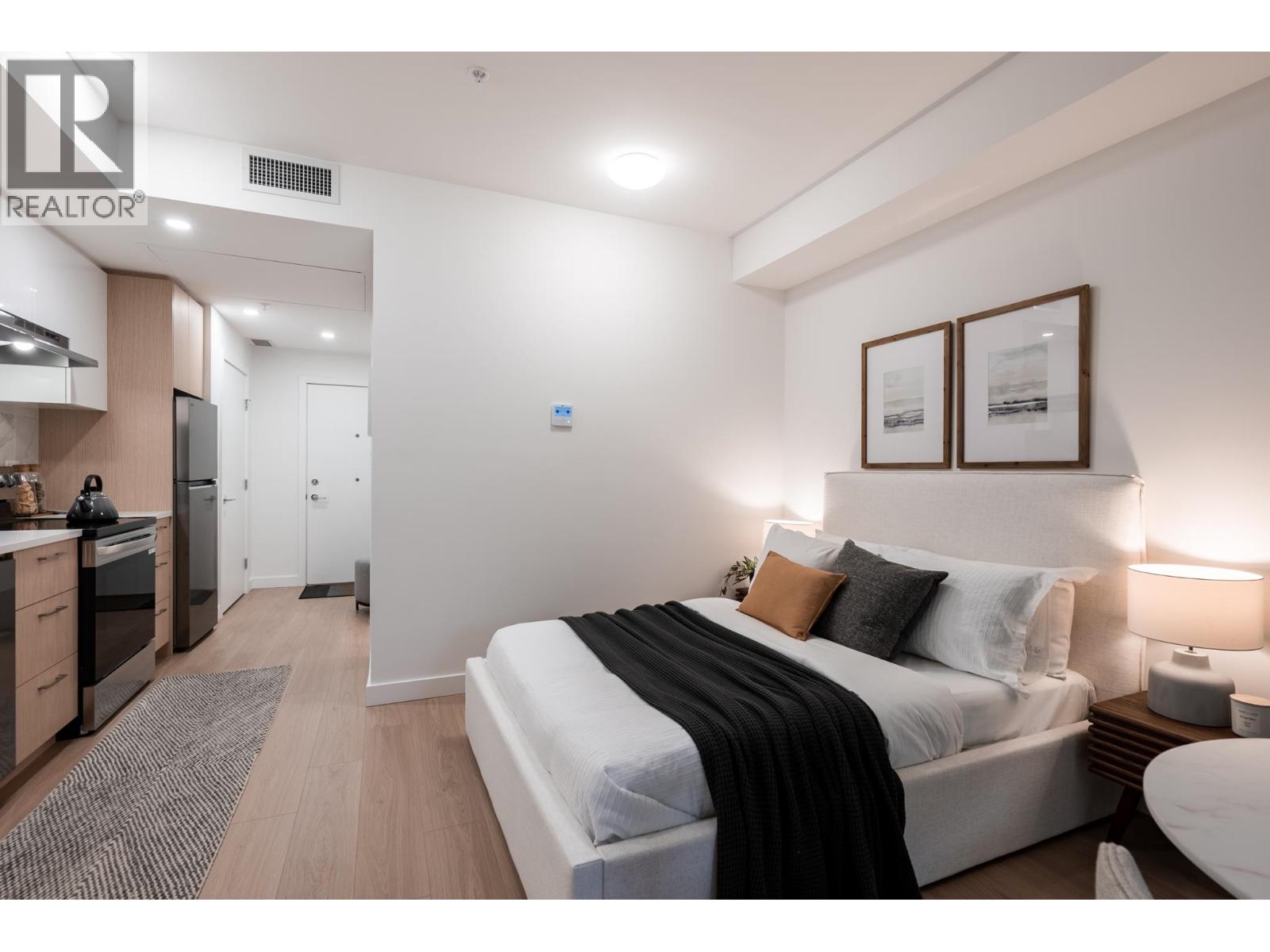 601 150 JAMES ROAD, Port Moody