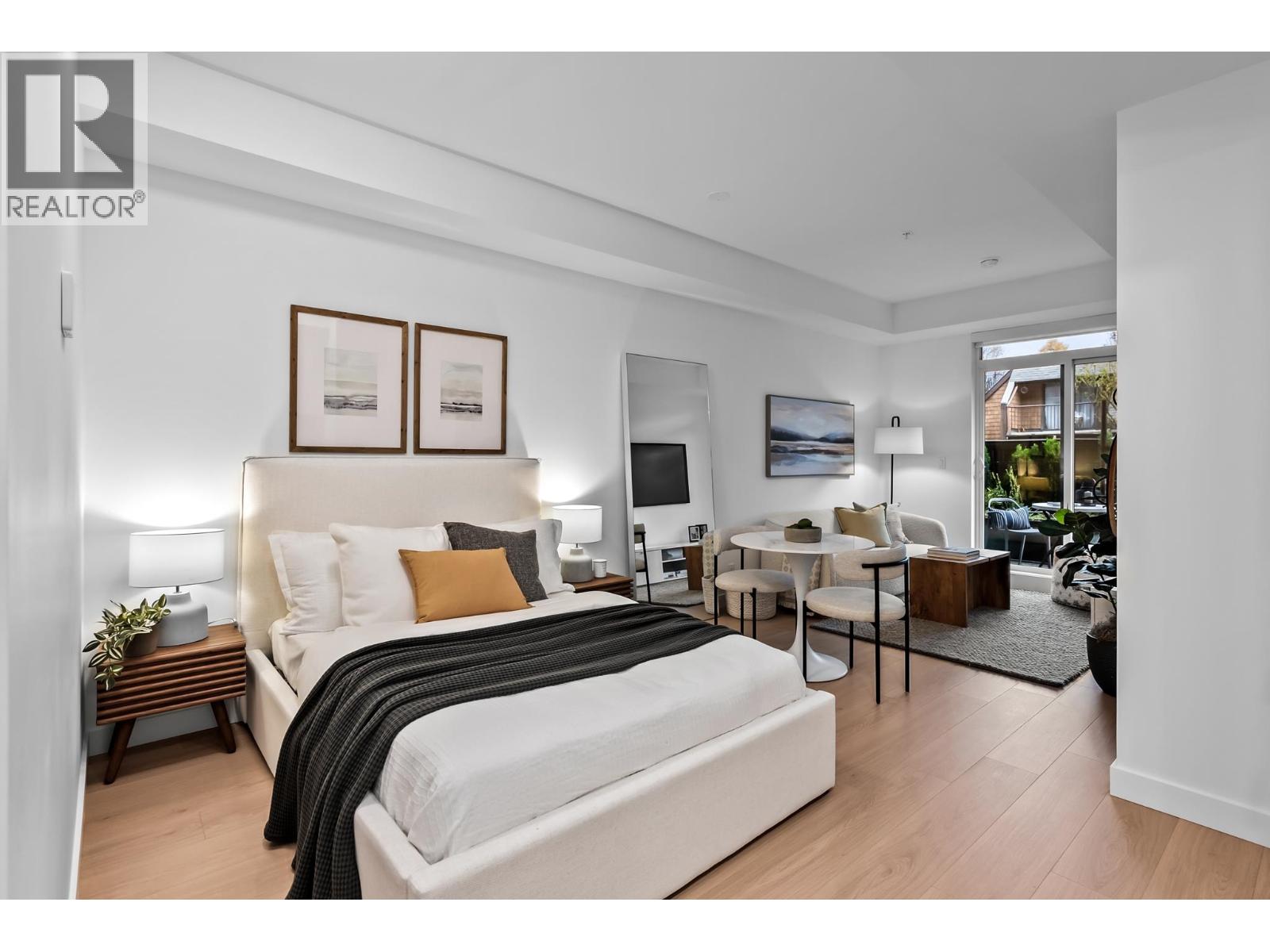 601 150 JAMES ROAD, Port Moody