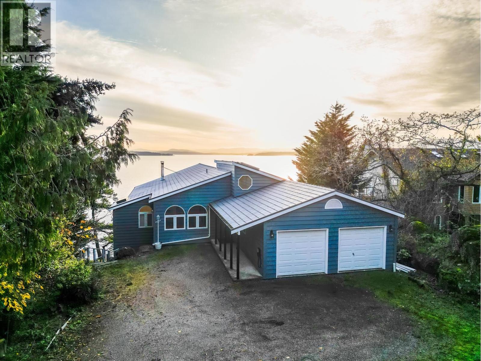 37189 SCHOONER WAY, Pender Island